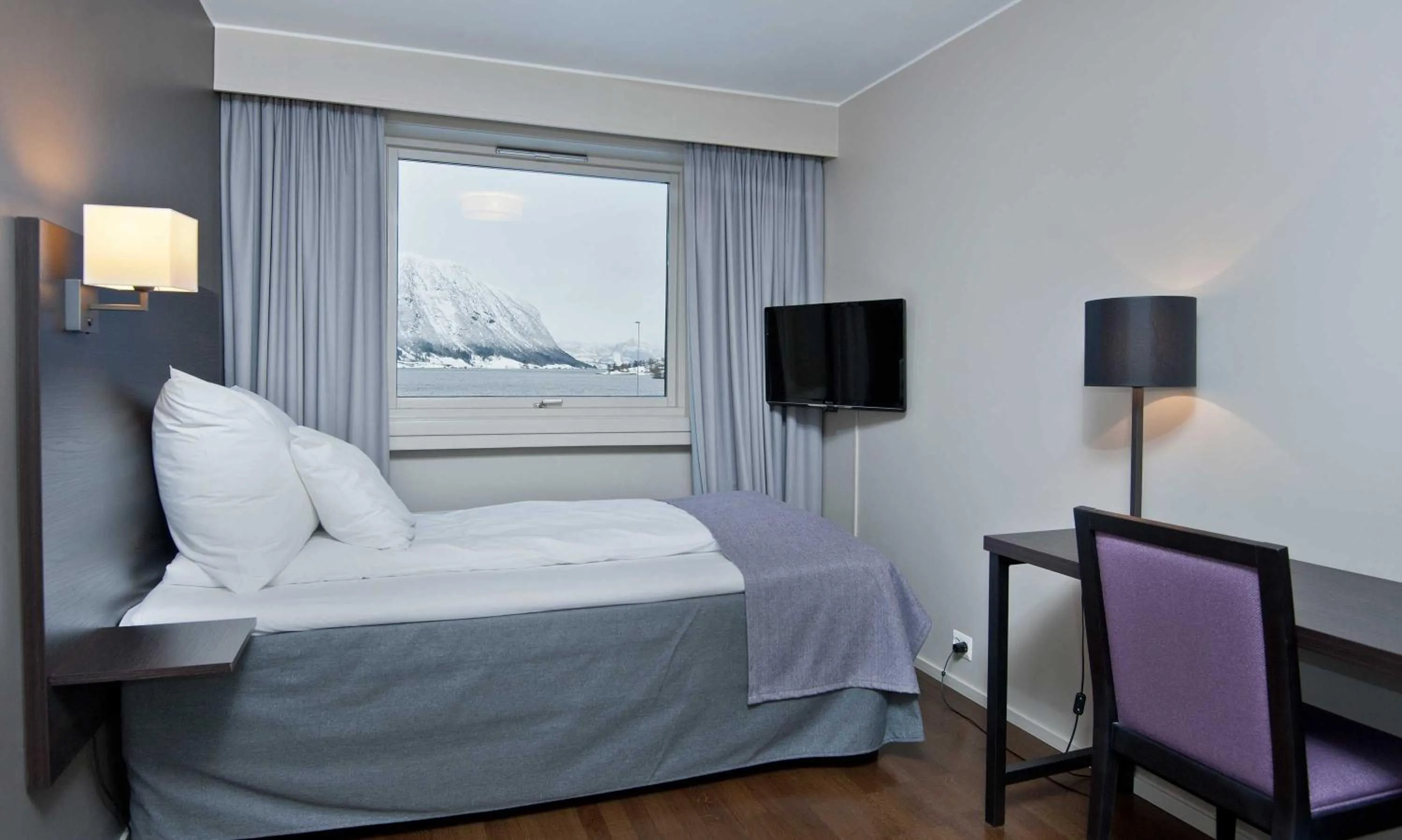 Bed in Thon PartnerHotel Jølster