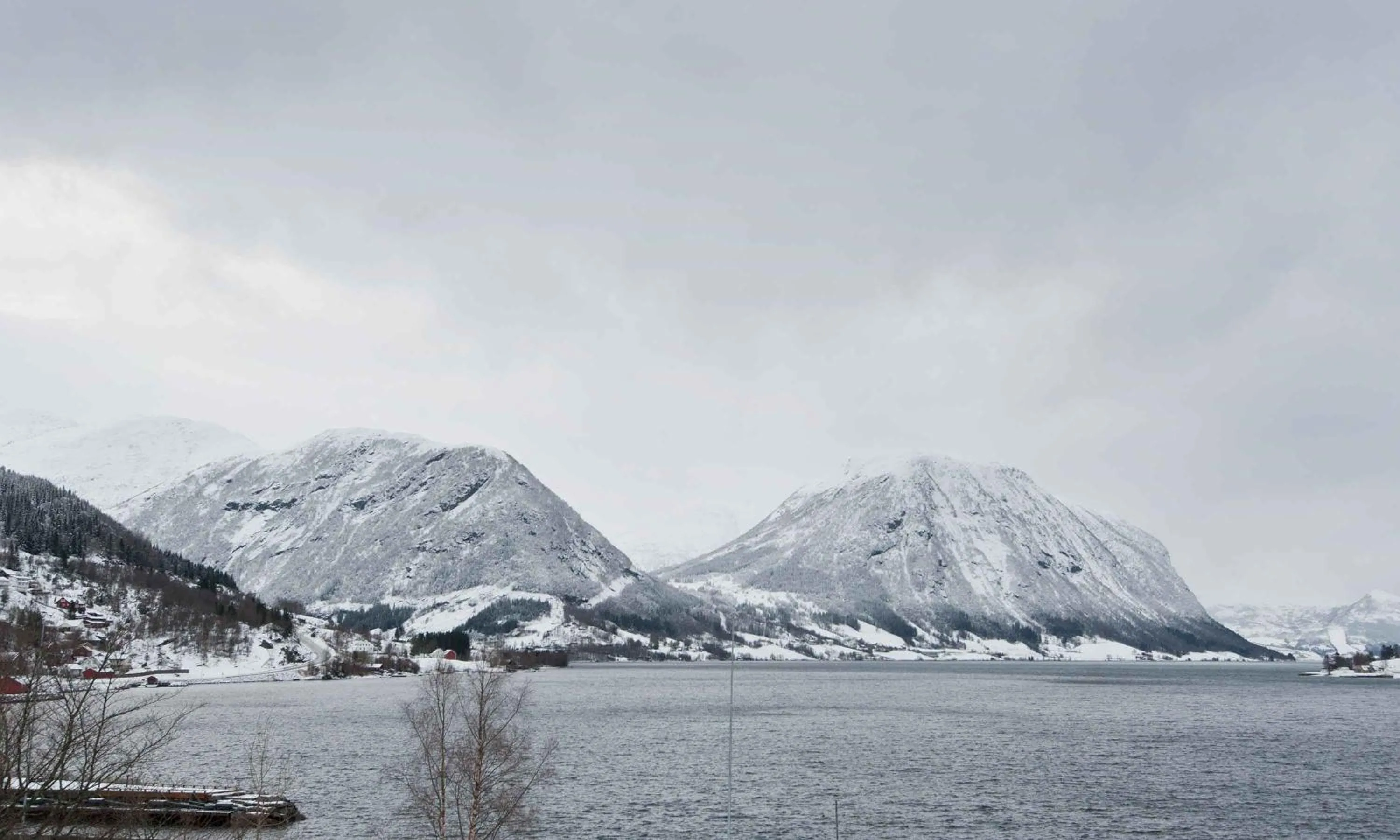 Mountain view in Thon PartnerHotel Jølster