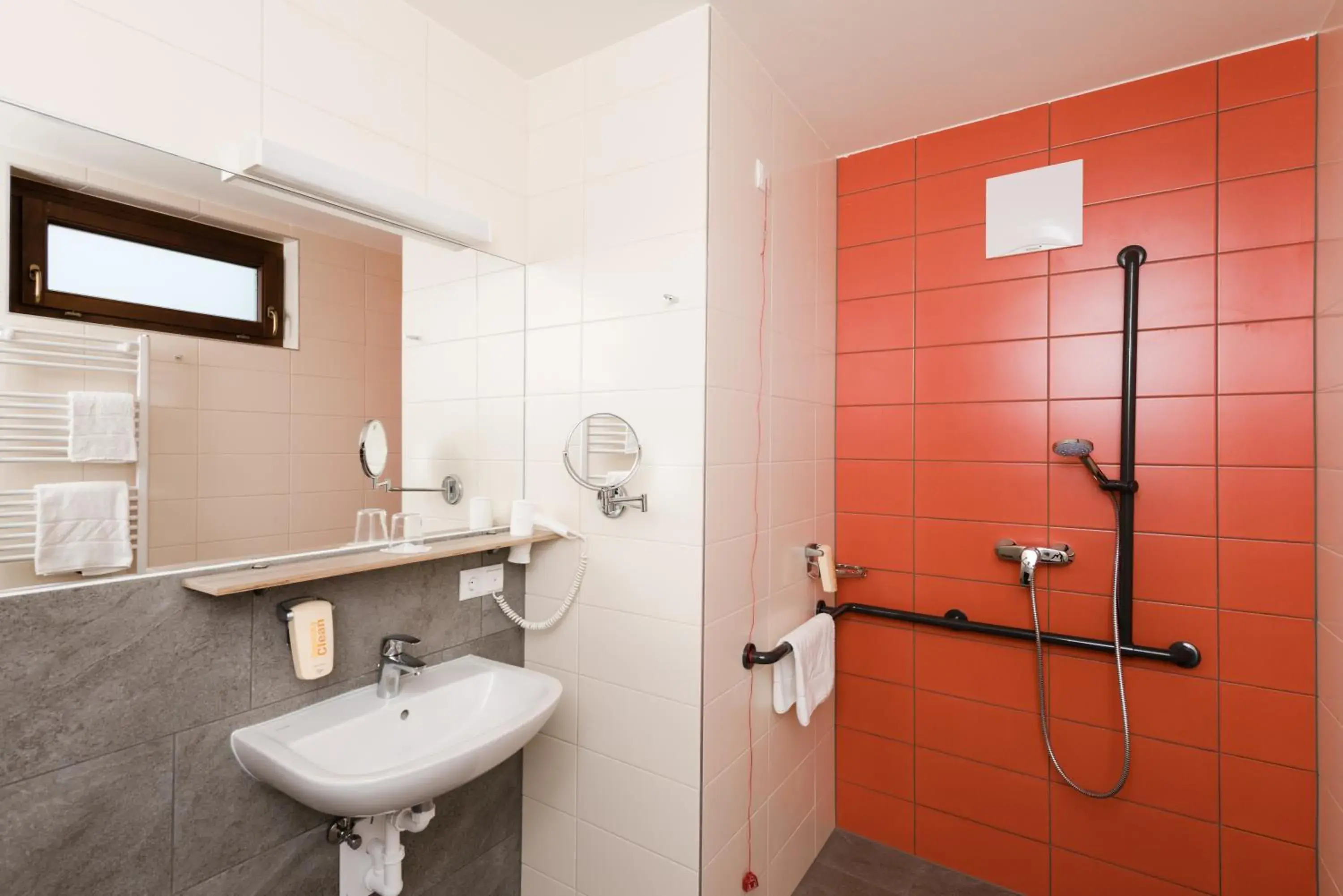 Apartment (2 Adults) in JUFA Hotel Graz Süd - Self Check-in Apartment (2 Adults) in JUFA Hotel Graz Süd - Self Check-in