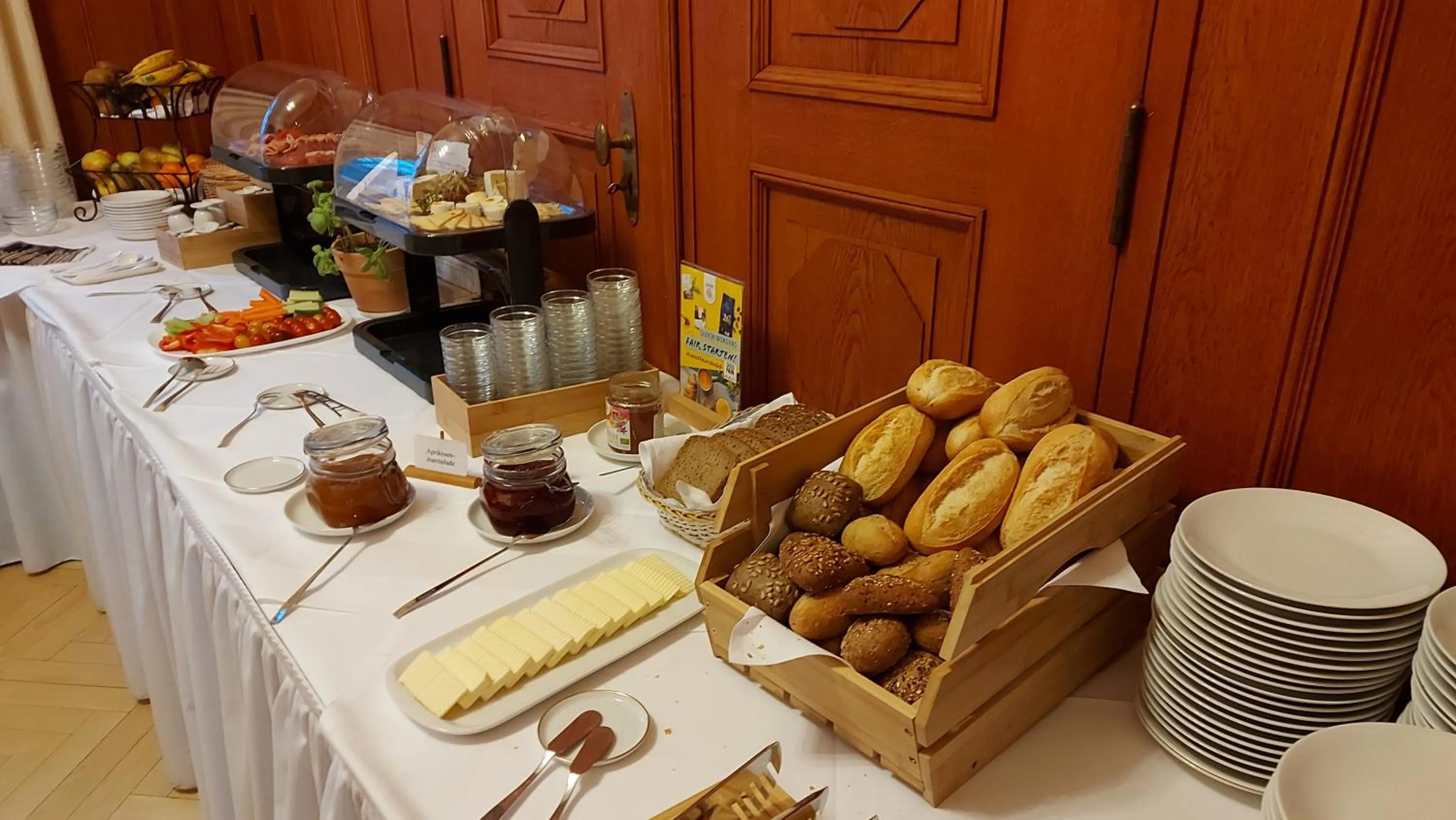 Breakfast in Gäste- und Tagungshaus am Glockengarten