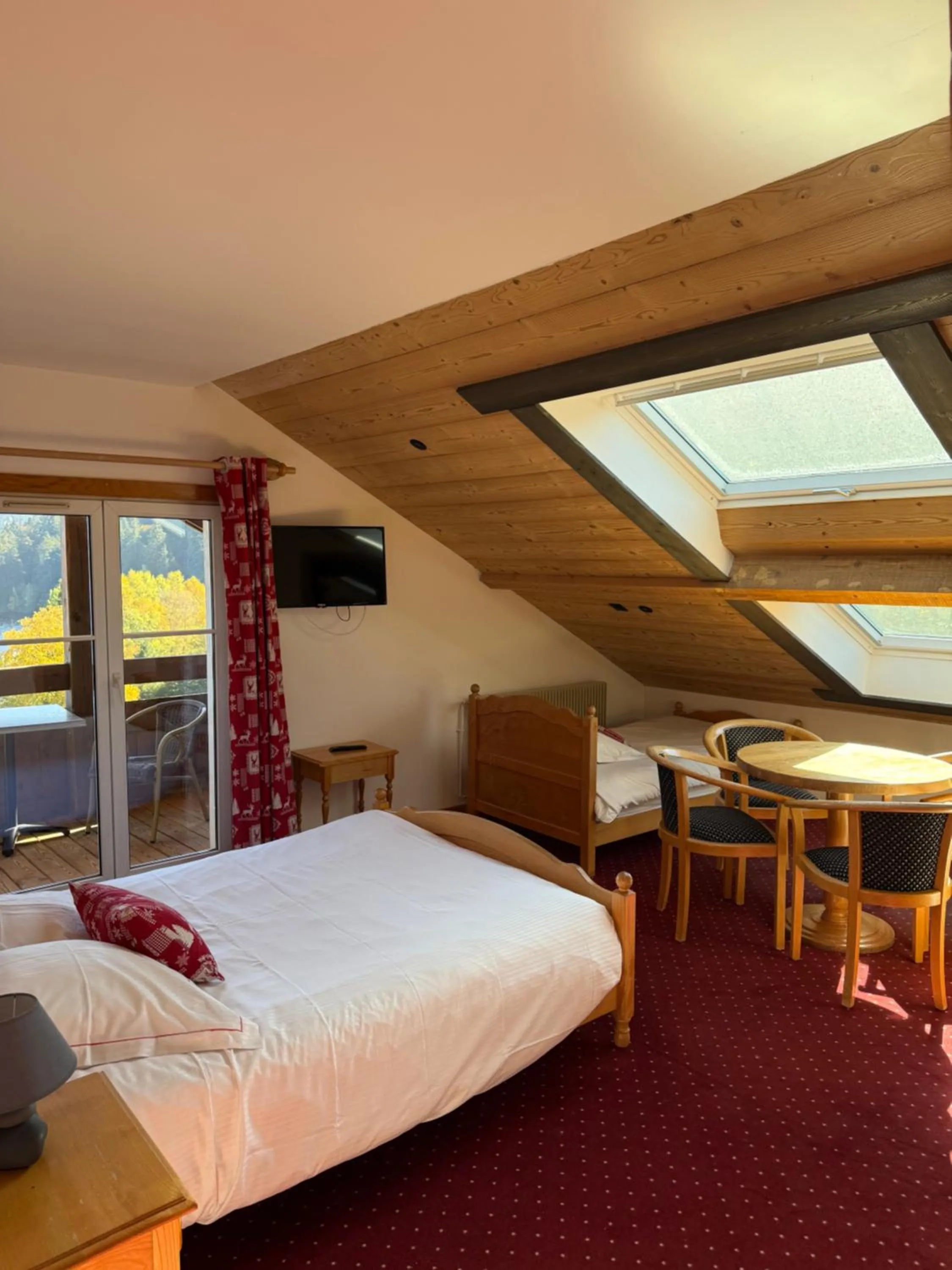 Bed in L'Auberge au Bord du Lac