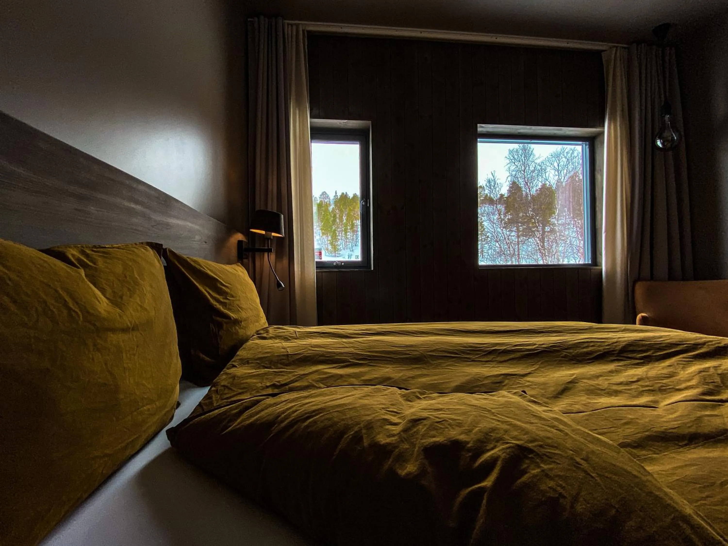 Bed in Bjørnfjell Mountain Lodge