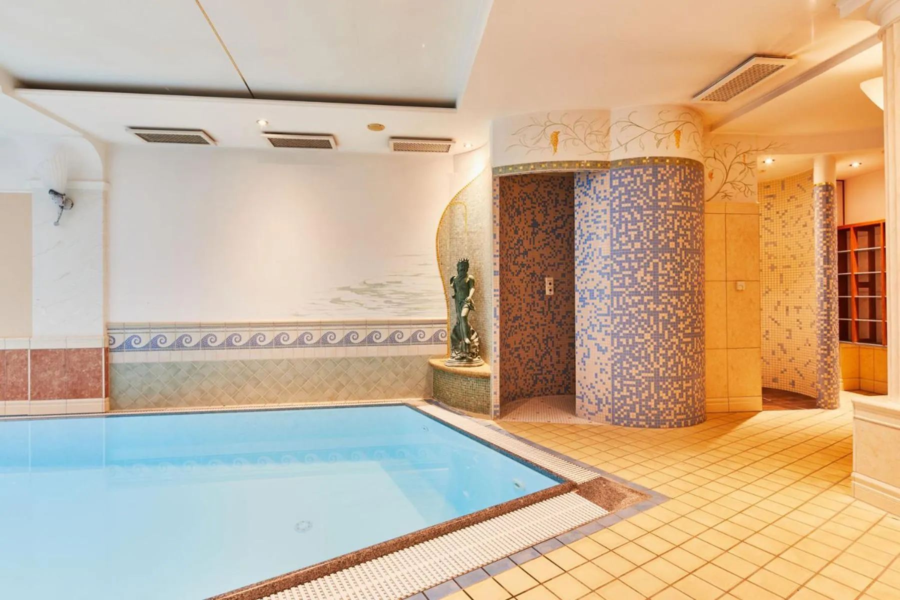 Swimming pool in Das Reiners