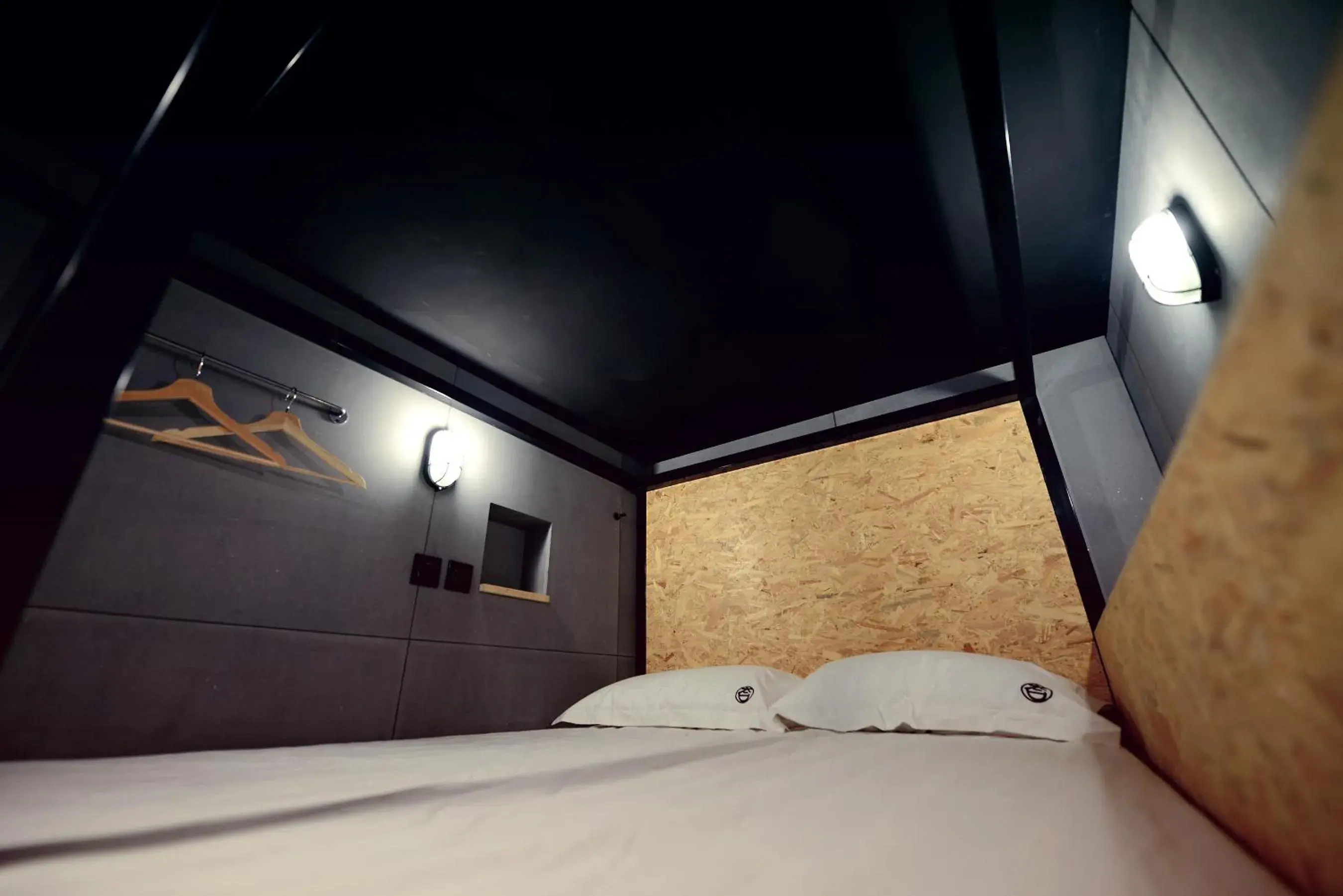 Bunk Bed in Mixed Dormitory Room in KID Hualien Hostel Bunk Bed in Mixed Dormitory Room in KID Hualien Hostel