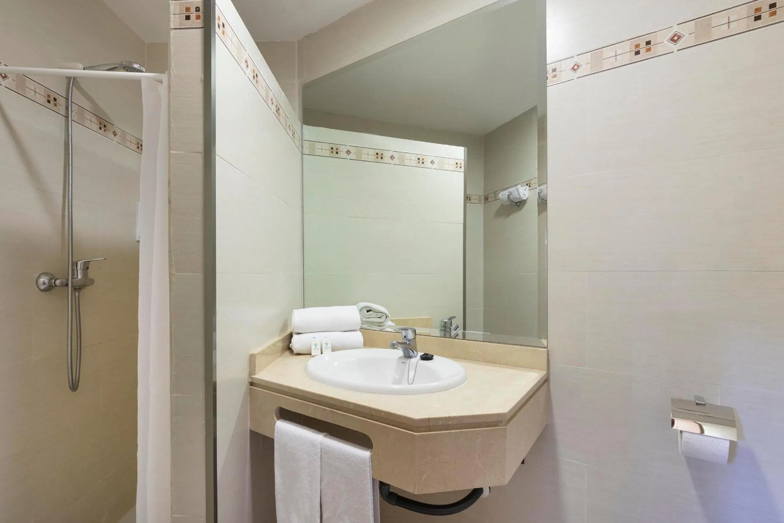 Bedroom in Hotel Palia La Roca