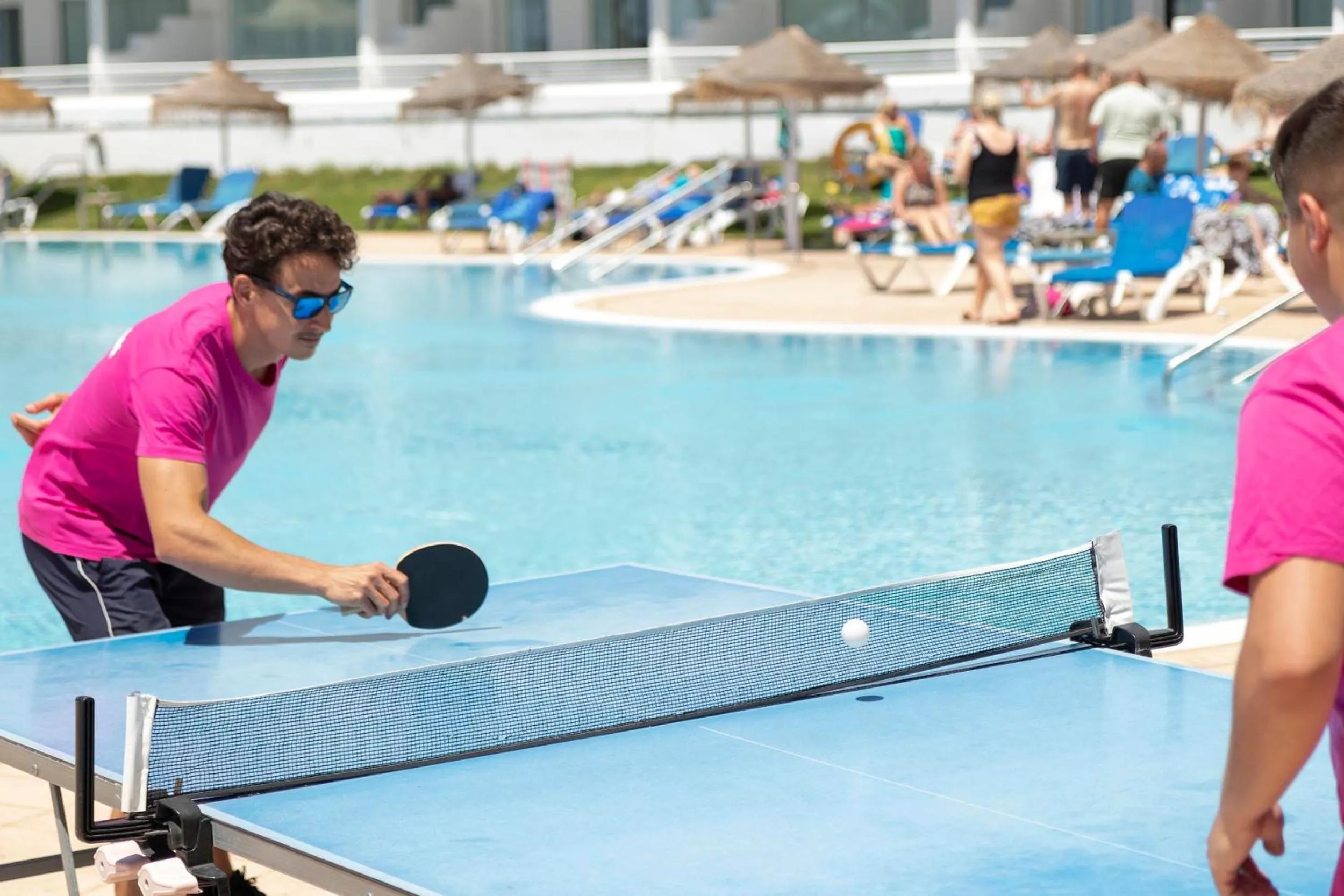 People in Hotel Palia La Roca