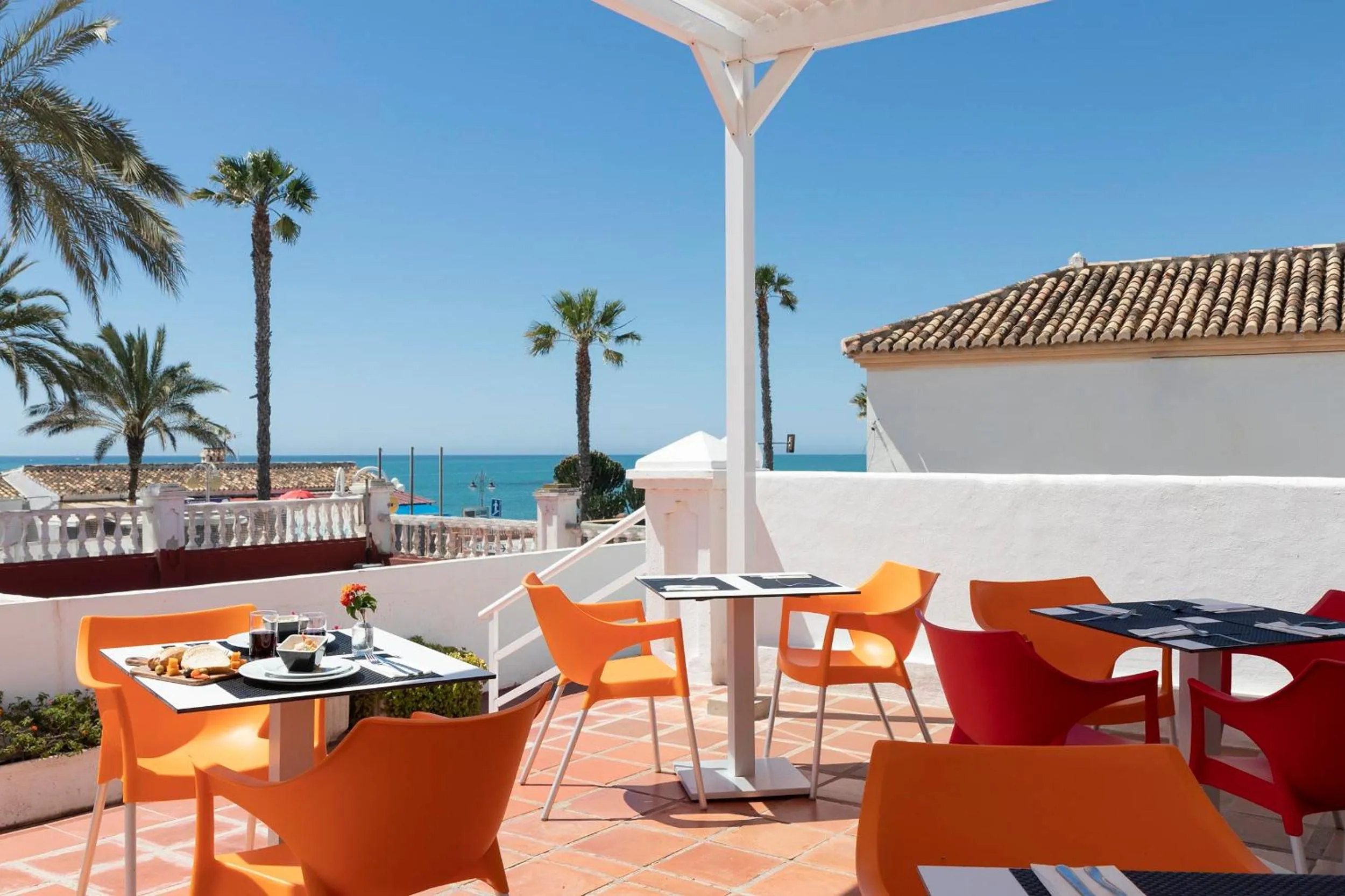 Restaurant/places to eat in Hotel Palia La Roca