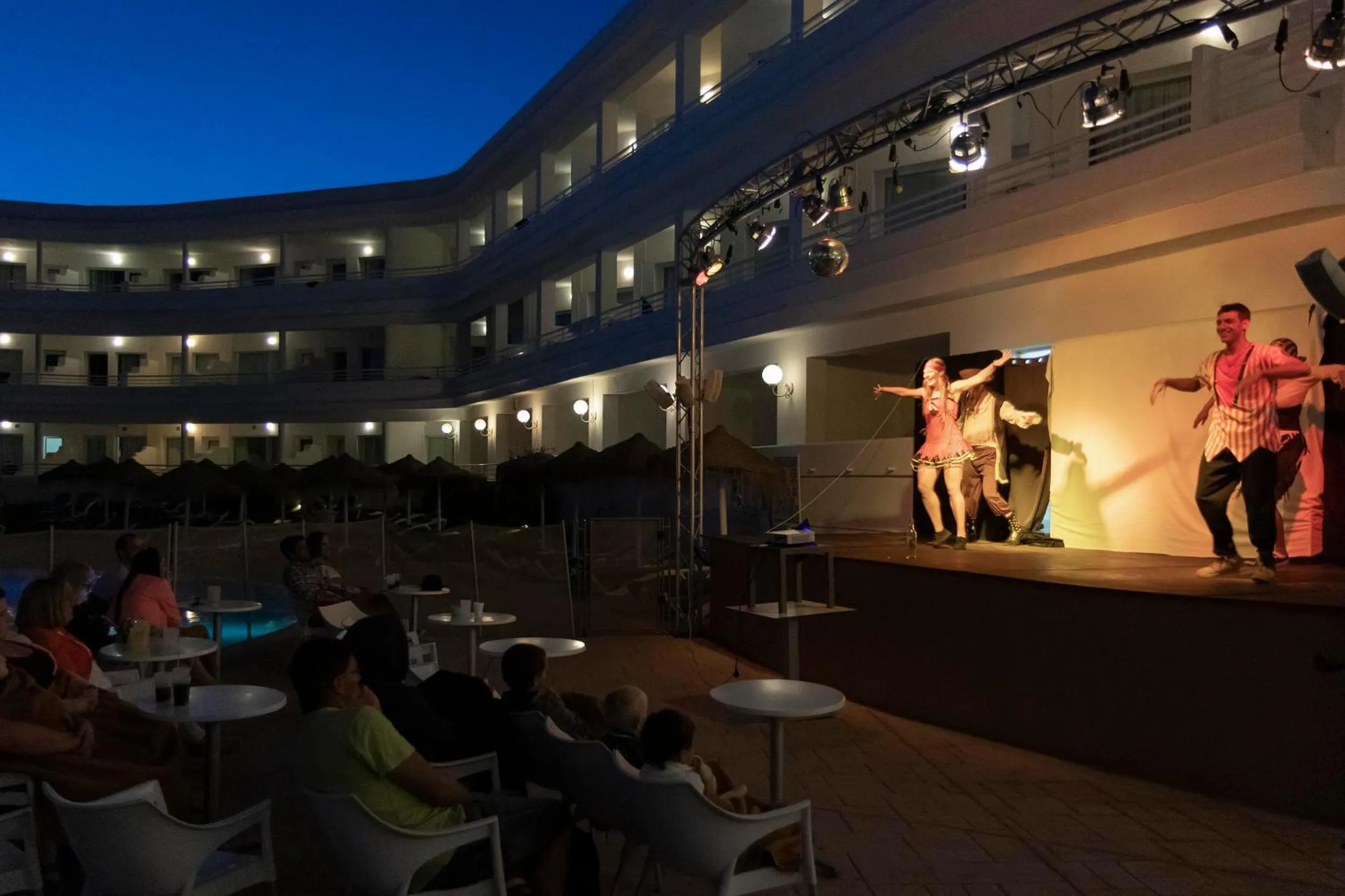 Entertainment in Hotel Palia La Roca