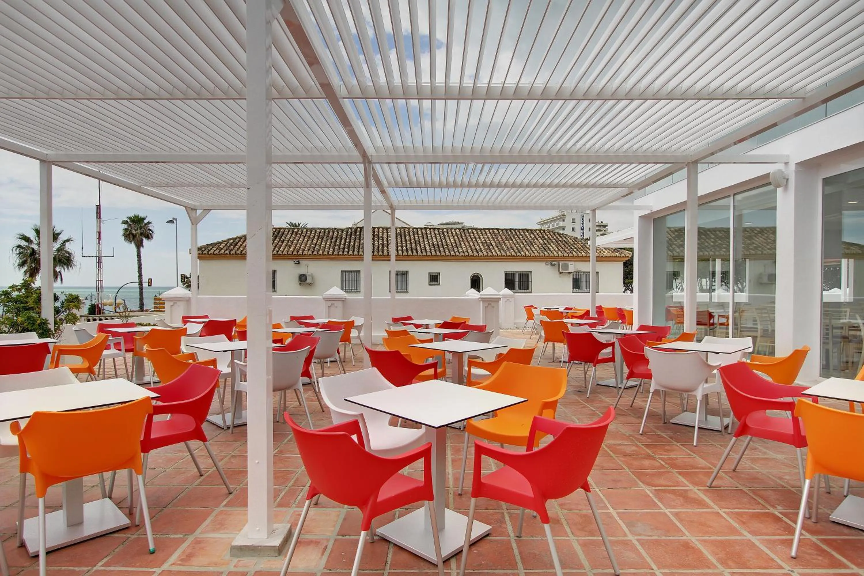 Restaurant/places to eat in Hotel Palia La Roca