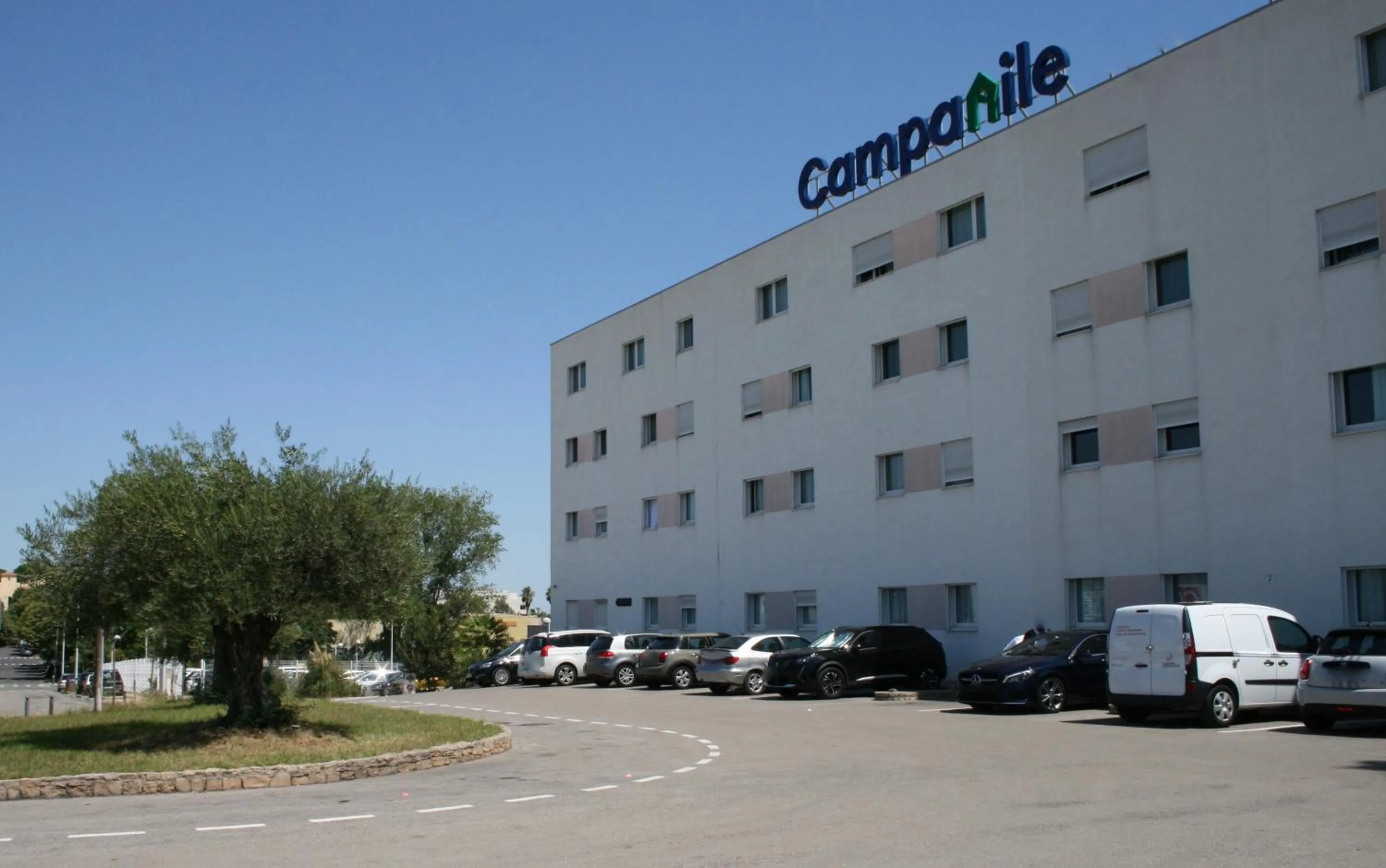 Property building in Campanile Montpellier Ouest - Croix D'Argent