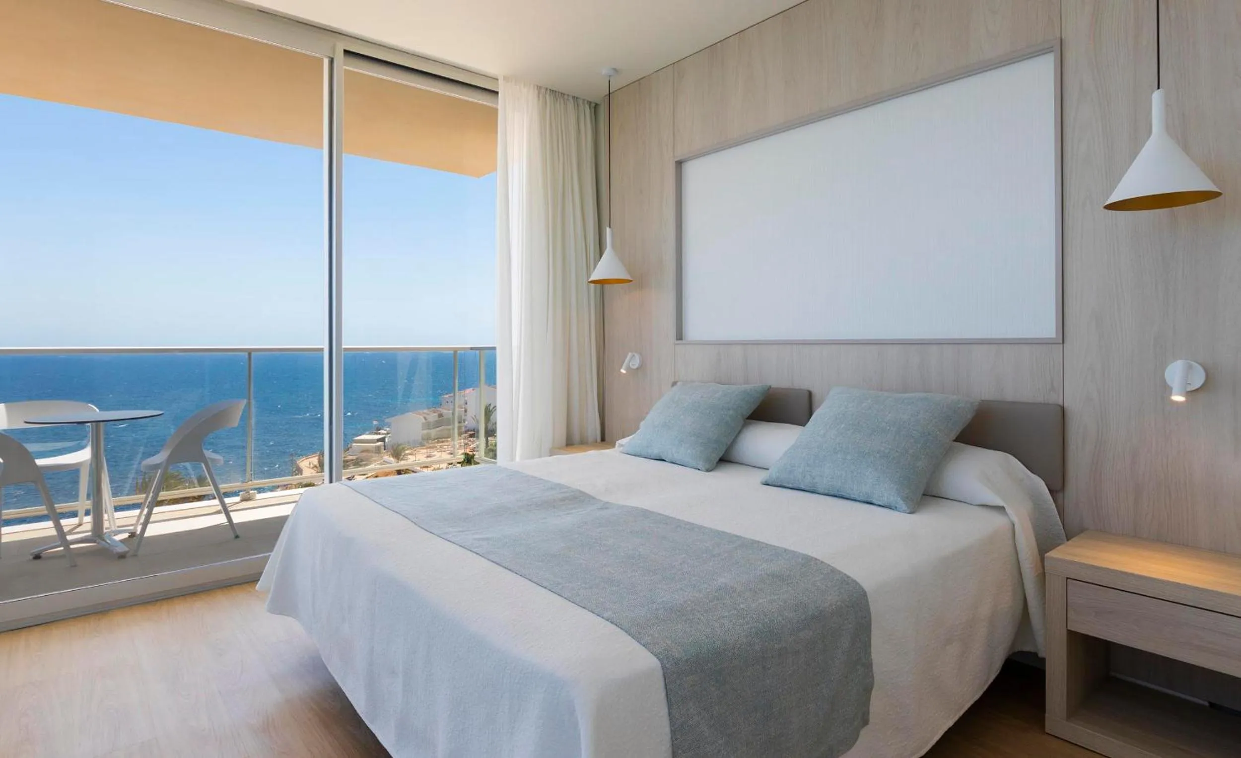 Photo of the whole room, Bed in Hotel Palia Maria Eugenia