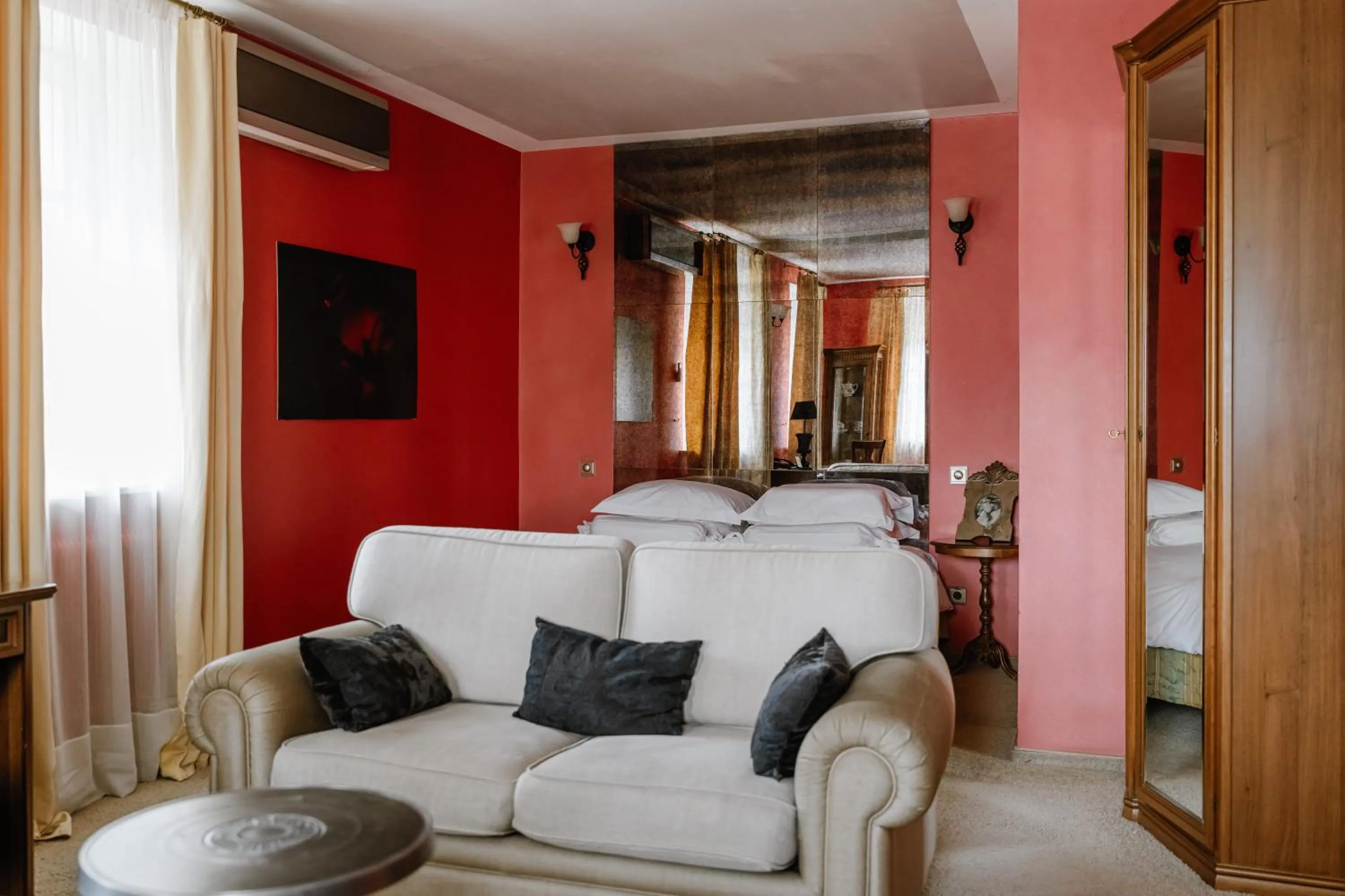 Living room in Vozdvyzhensky Boutique Hotel