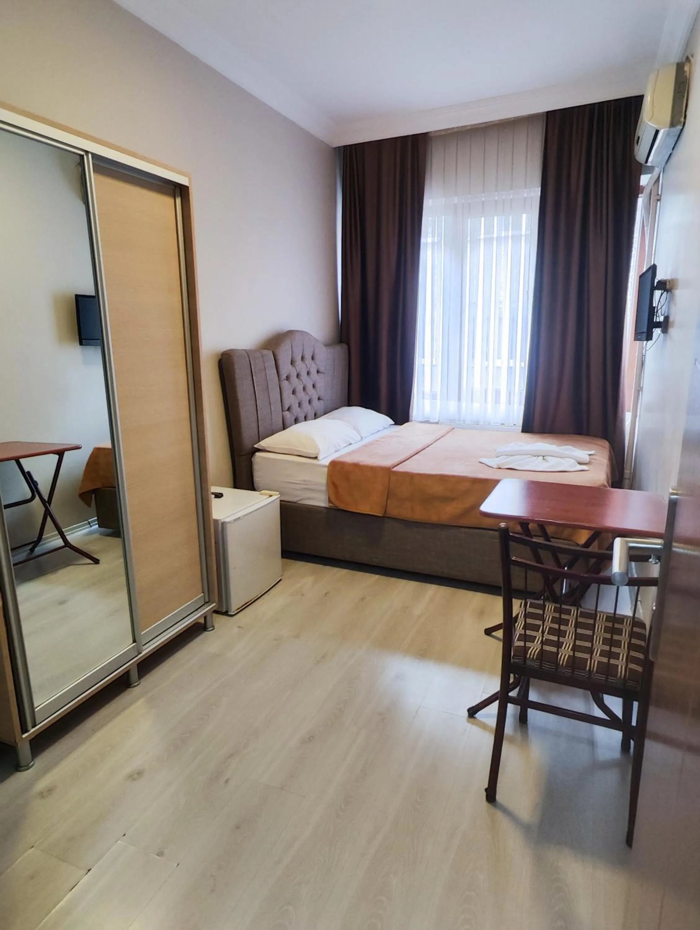 Photo of the whole room, Bed in Birol Hotel