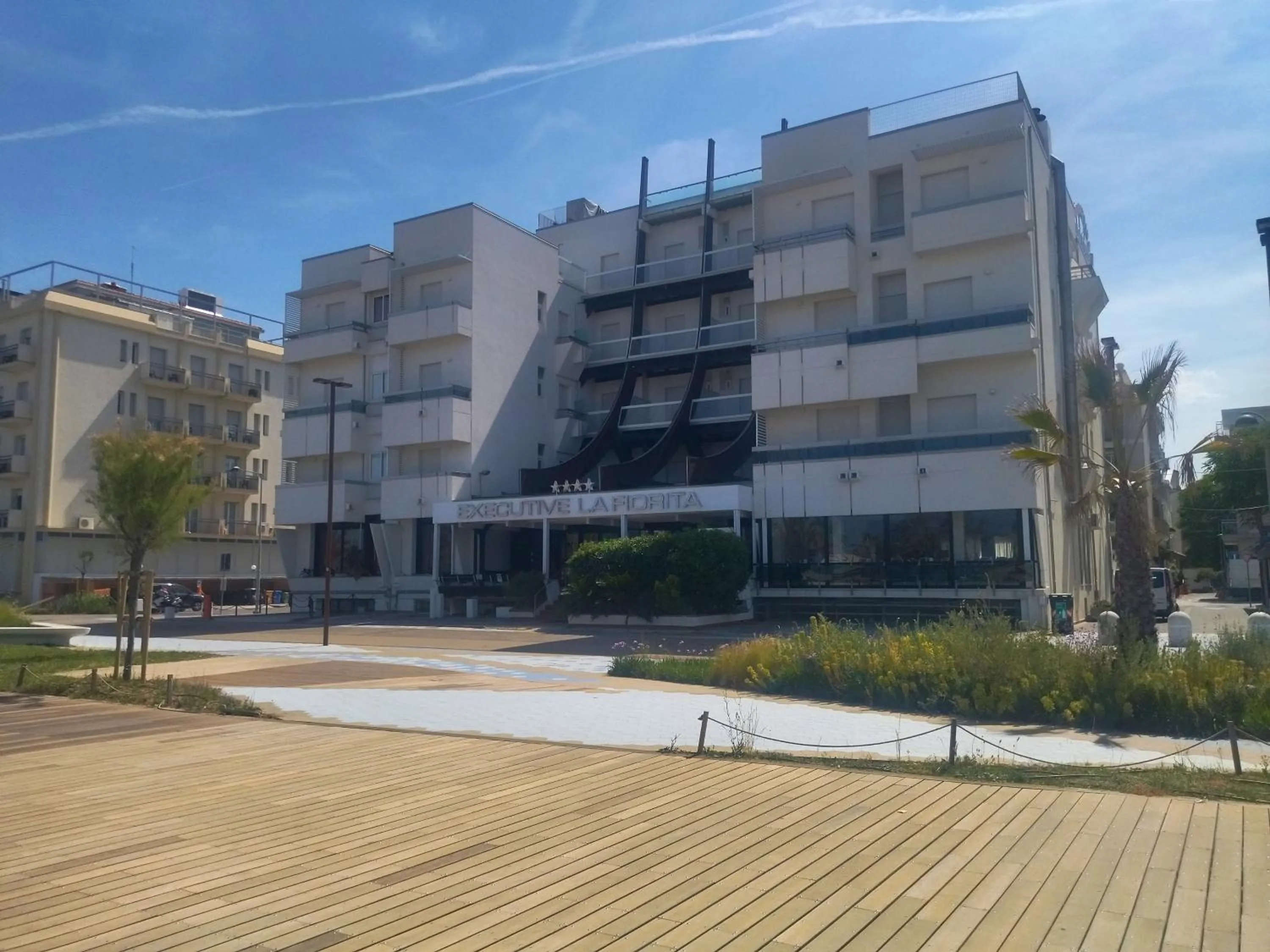 Property building in Hotel Executive La Fiorita