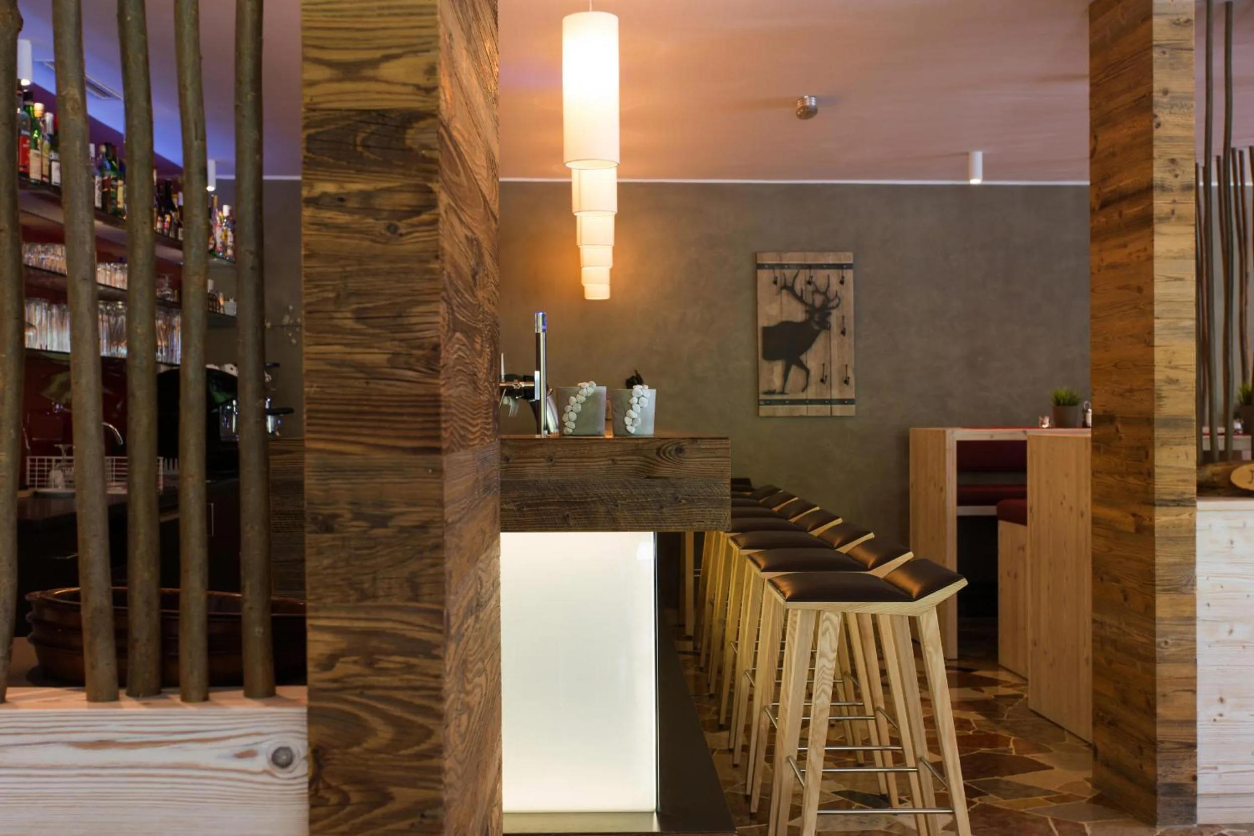 Lounge or bar in Aparthotel Tyrol