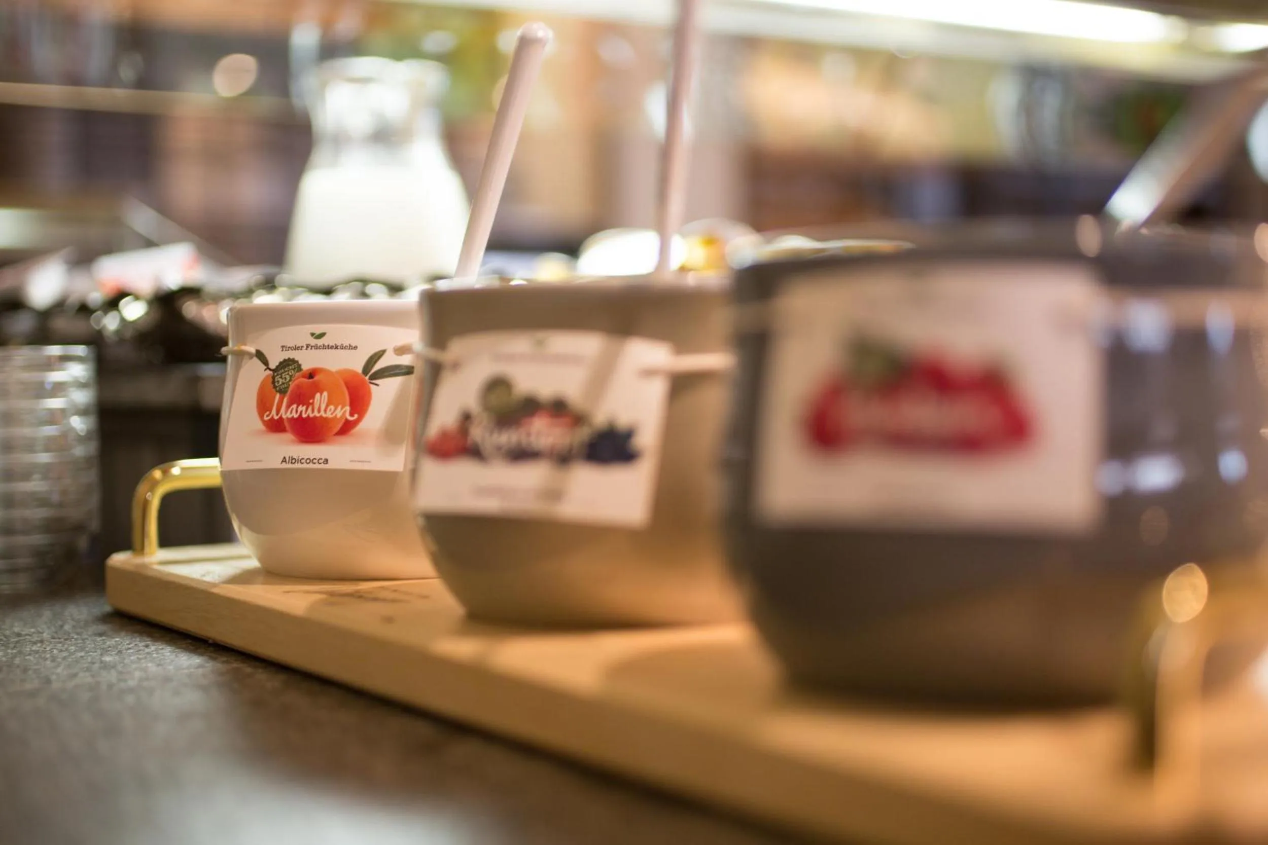 Breakfast in Aparthotel Tyrol