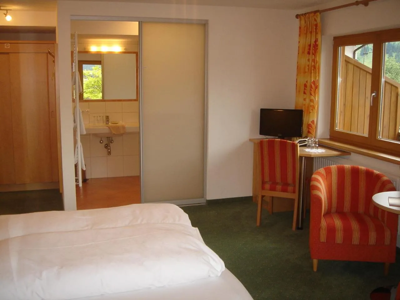 Photo of the whole room, Bed in Aparthotel Tyrol