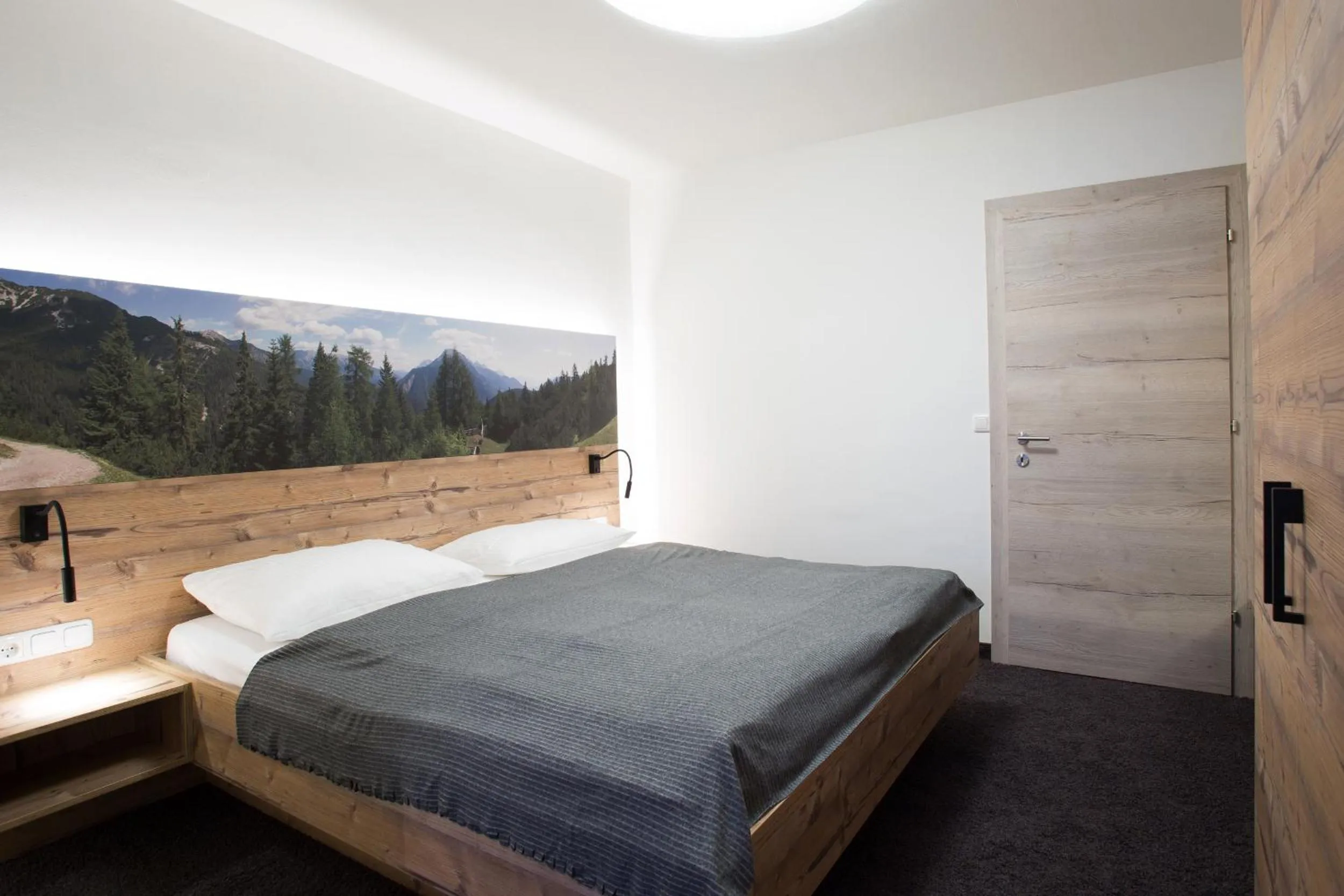 Bed in Aparthotel Tyrol