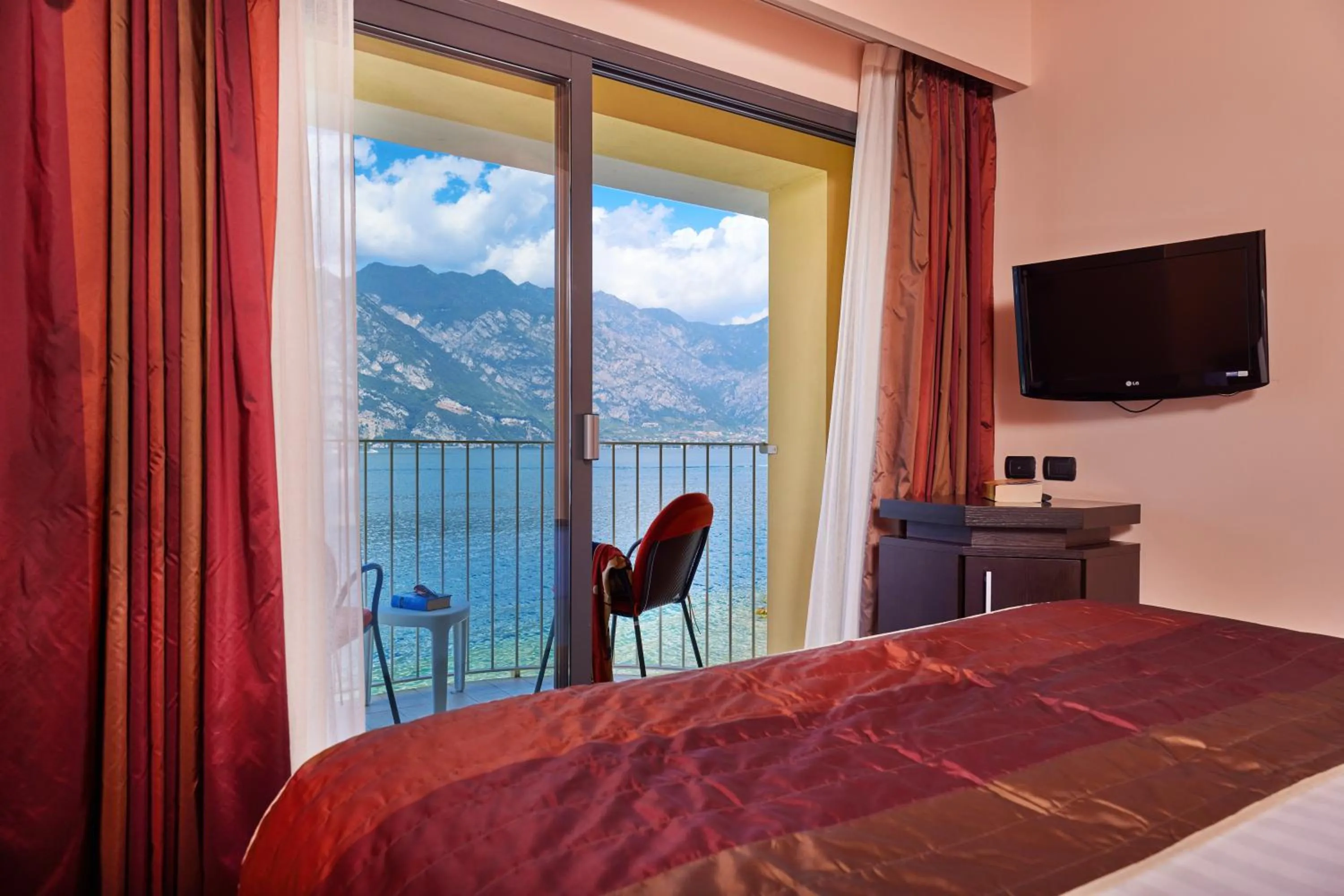 Bedroom in Hotel Europa