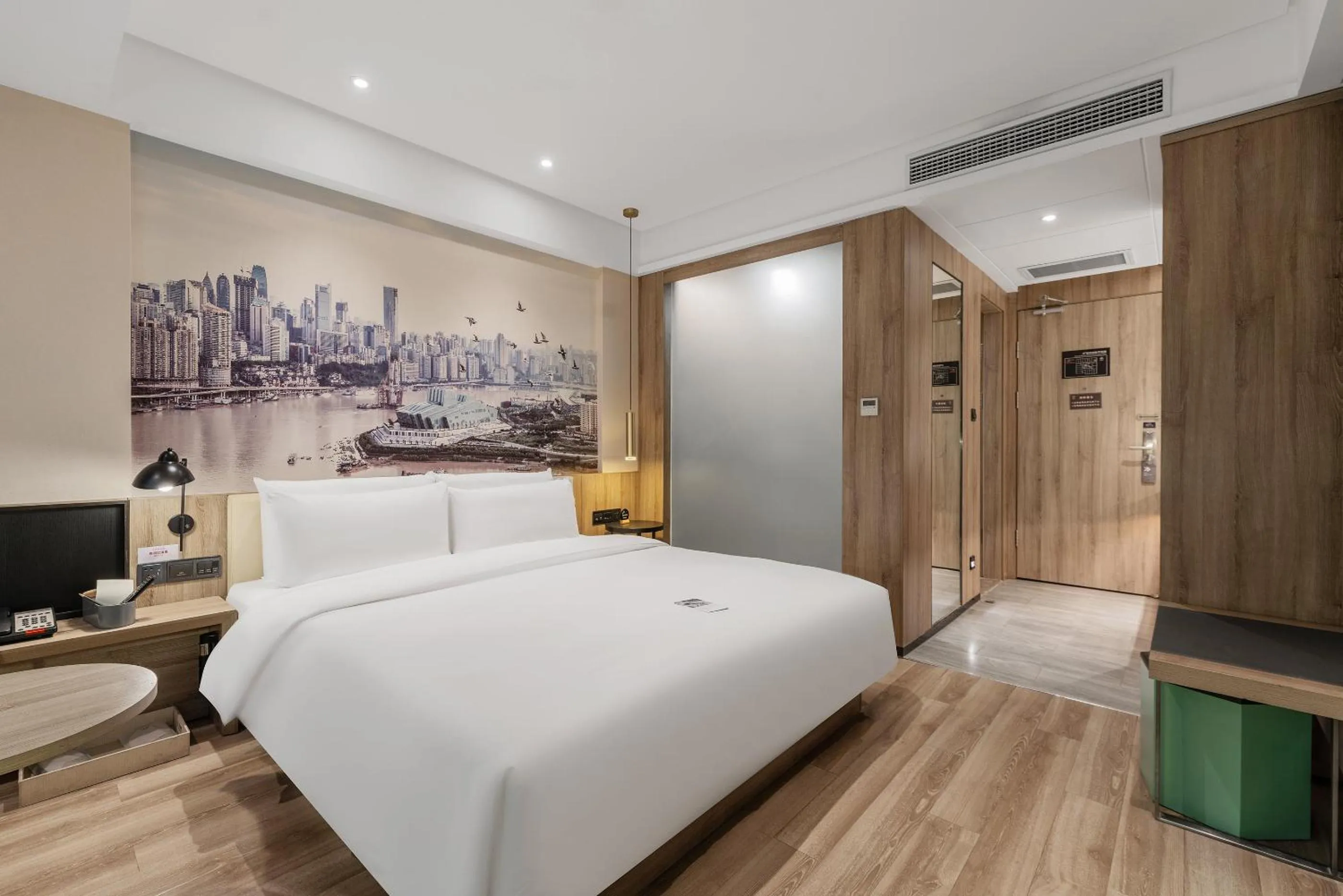 Property building, Bed in Atour Hotel Chongqing Jiefangbei