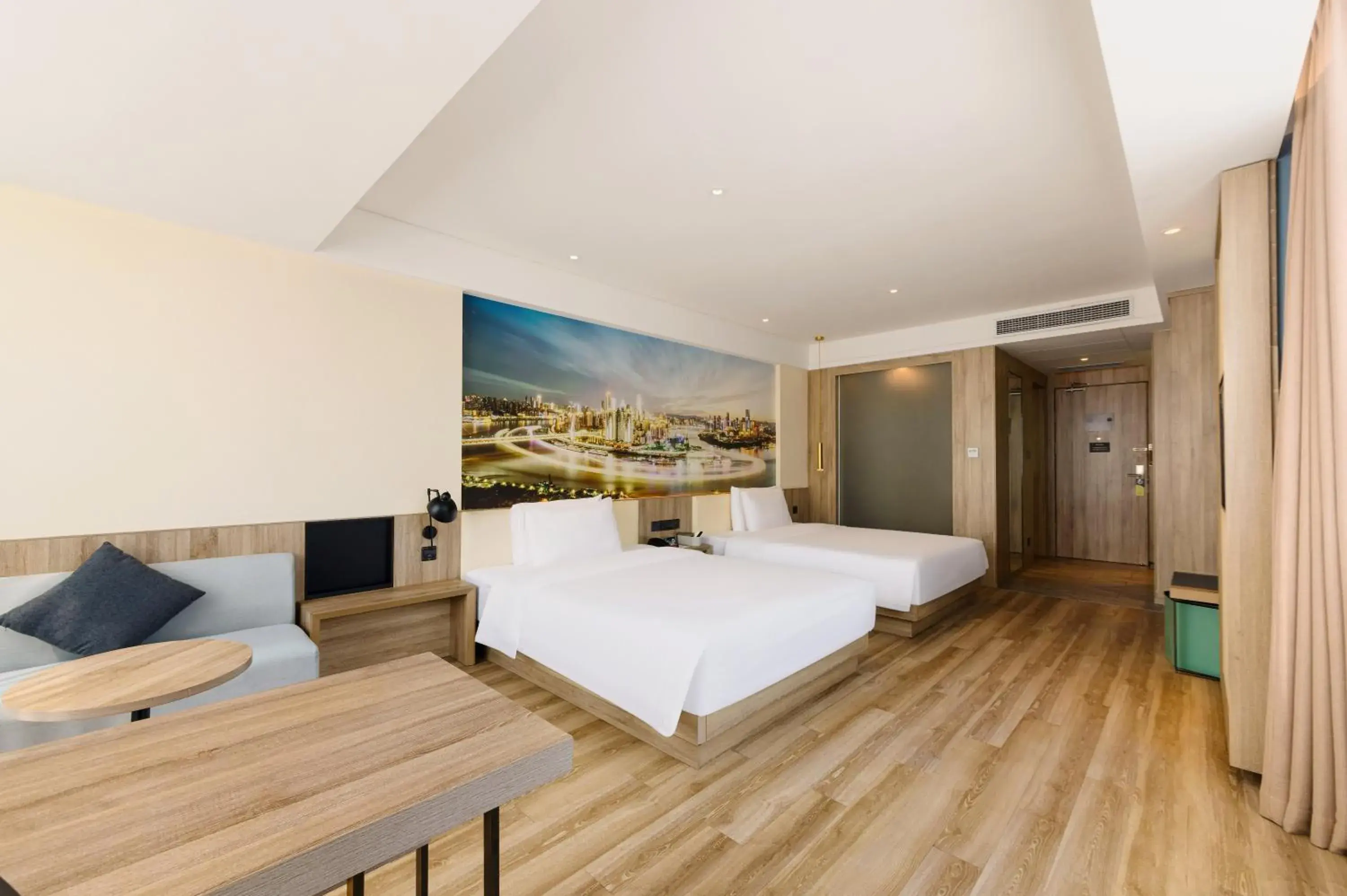 Property building in Atour Hotel Chongqing Jiefangbei Property building in Atour Hotel Chongqing Jiefangbei