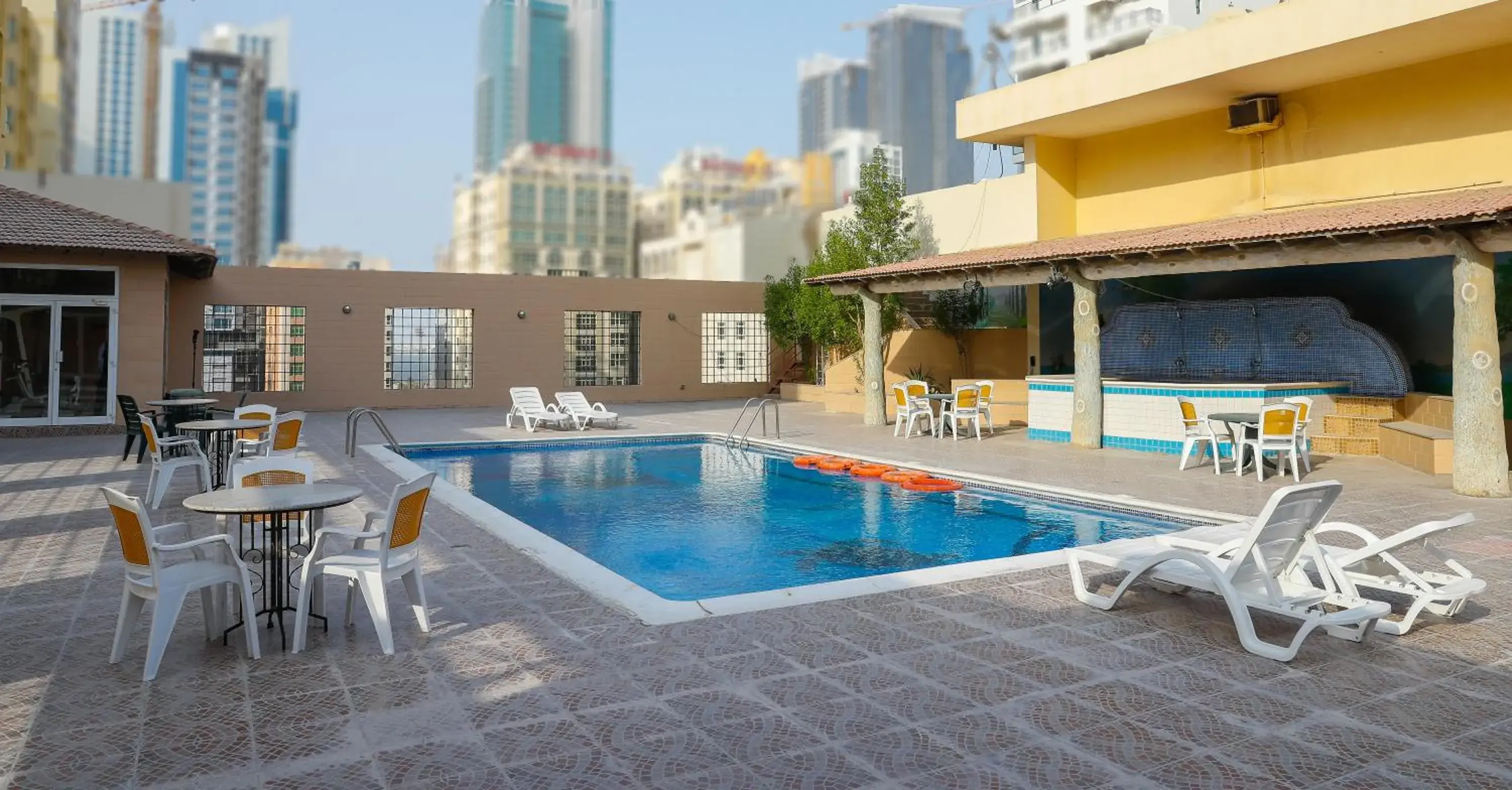 Swimming Pool in Taj Plaza Hotel