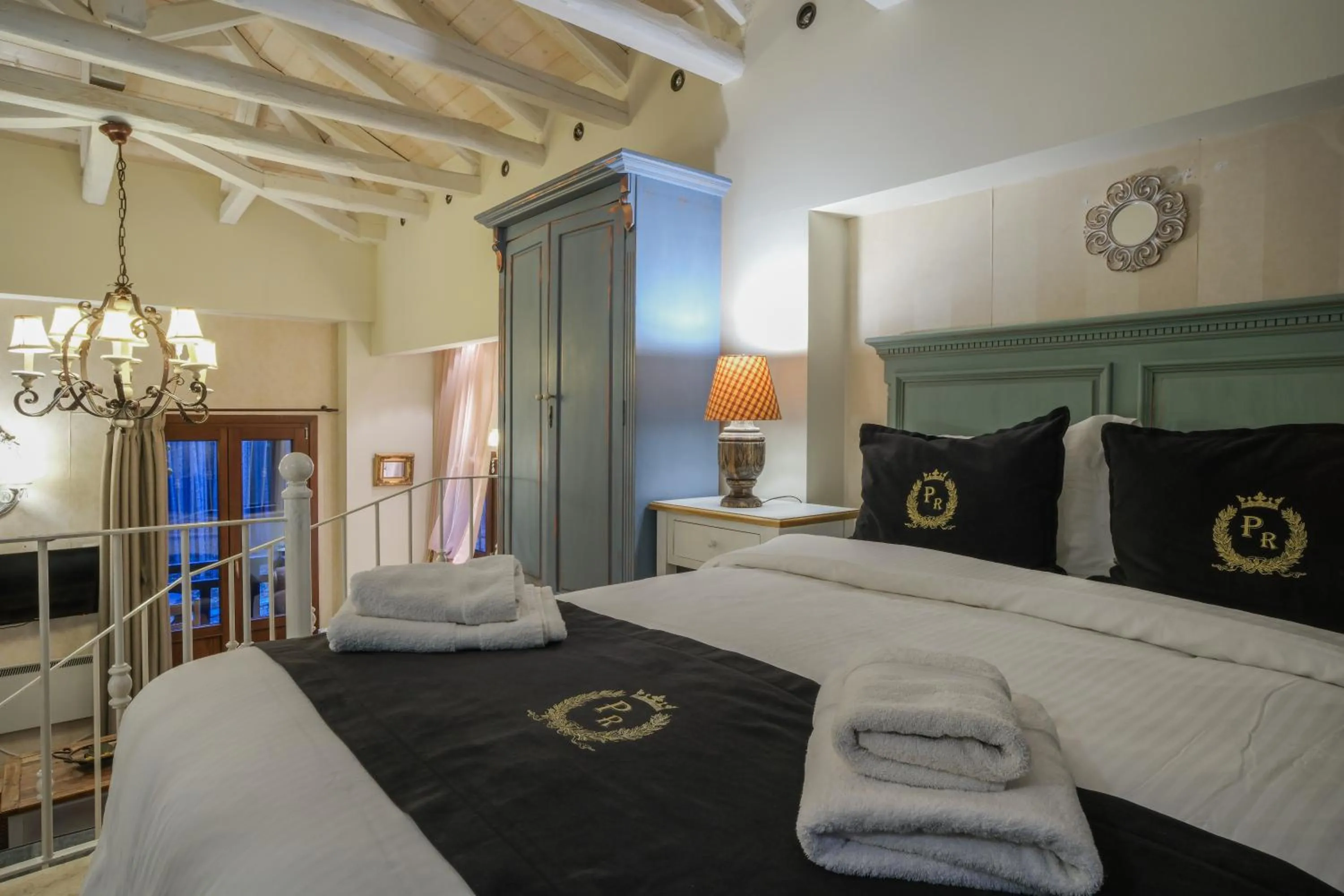 Photo of the whole room, Bed in Pindos Resort