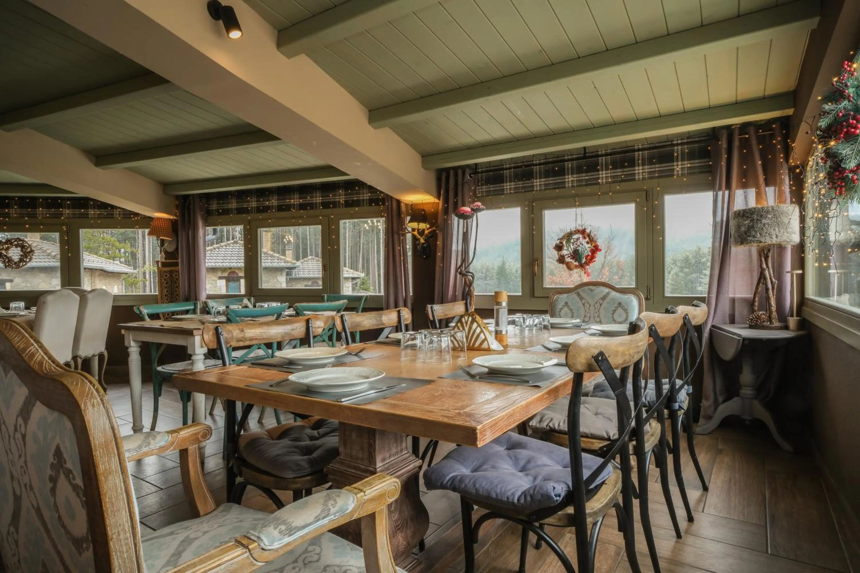 Restaurant/places to eat in Pindos Resort