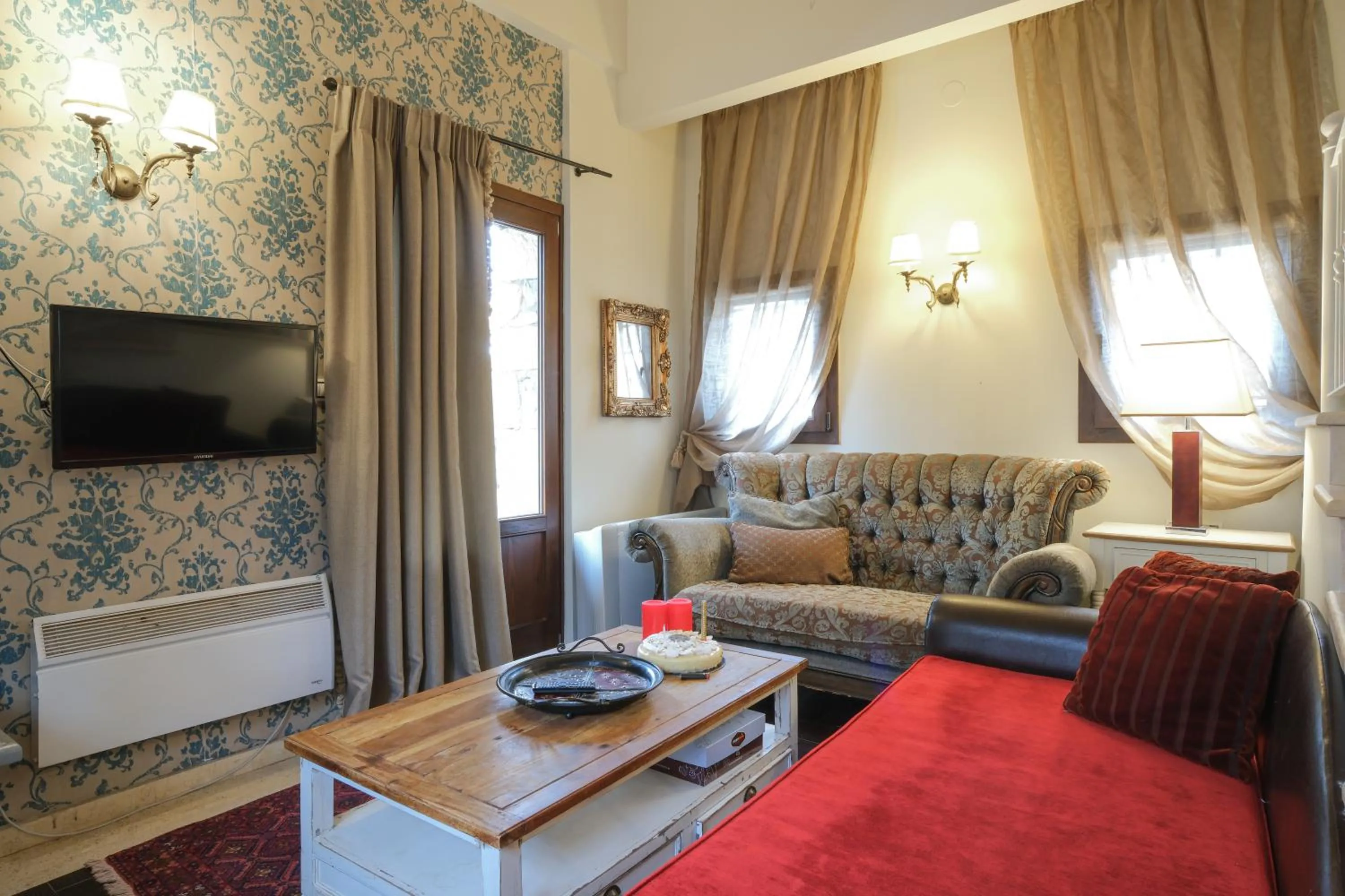 Property building, Bed in Pindos Resort