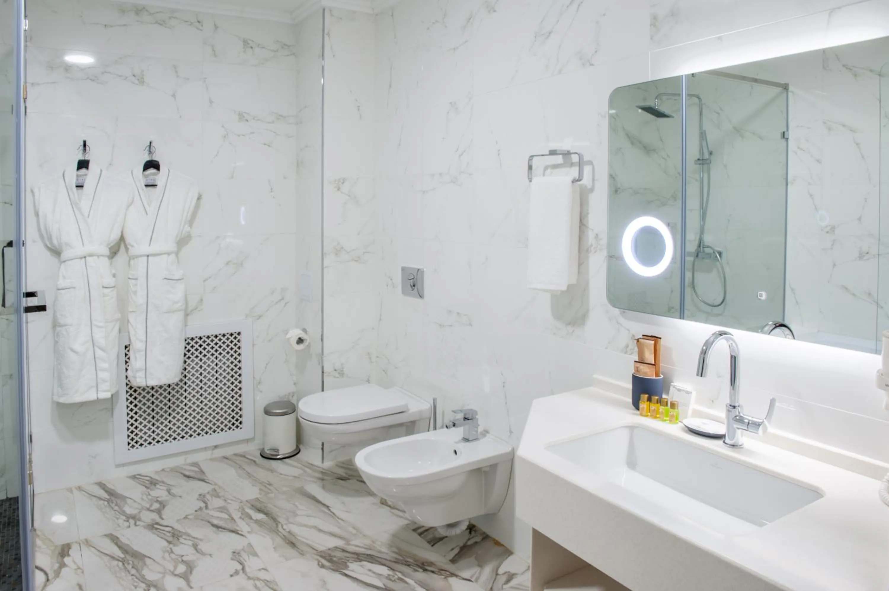 Shower in The ONE Hotel Astana