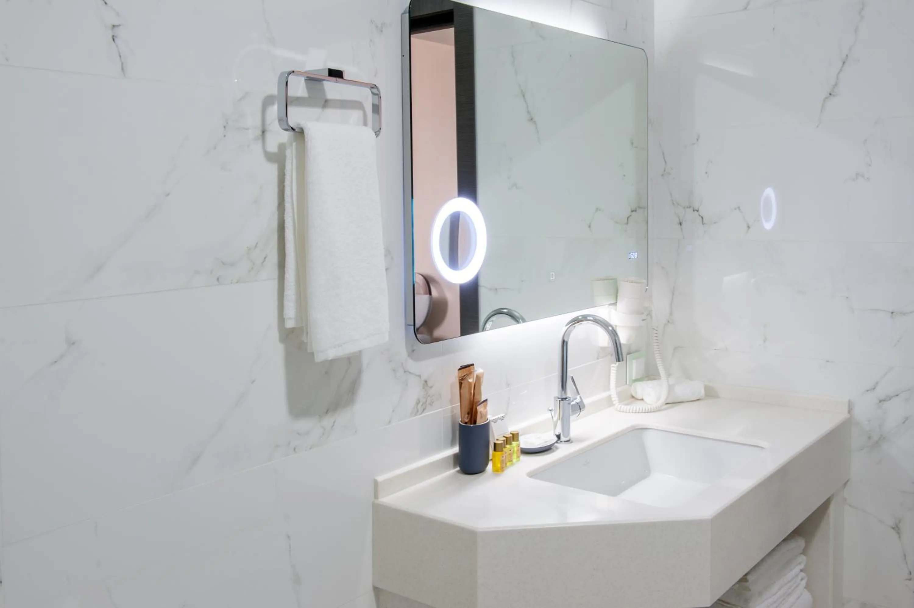 Shower in The ONE Hotel Astana