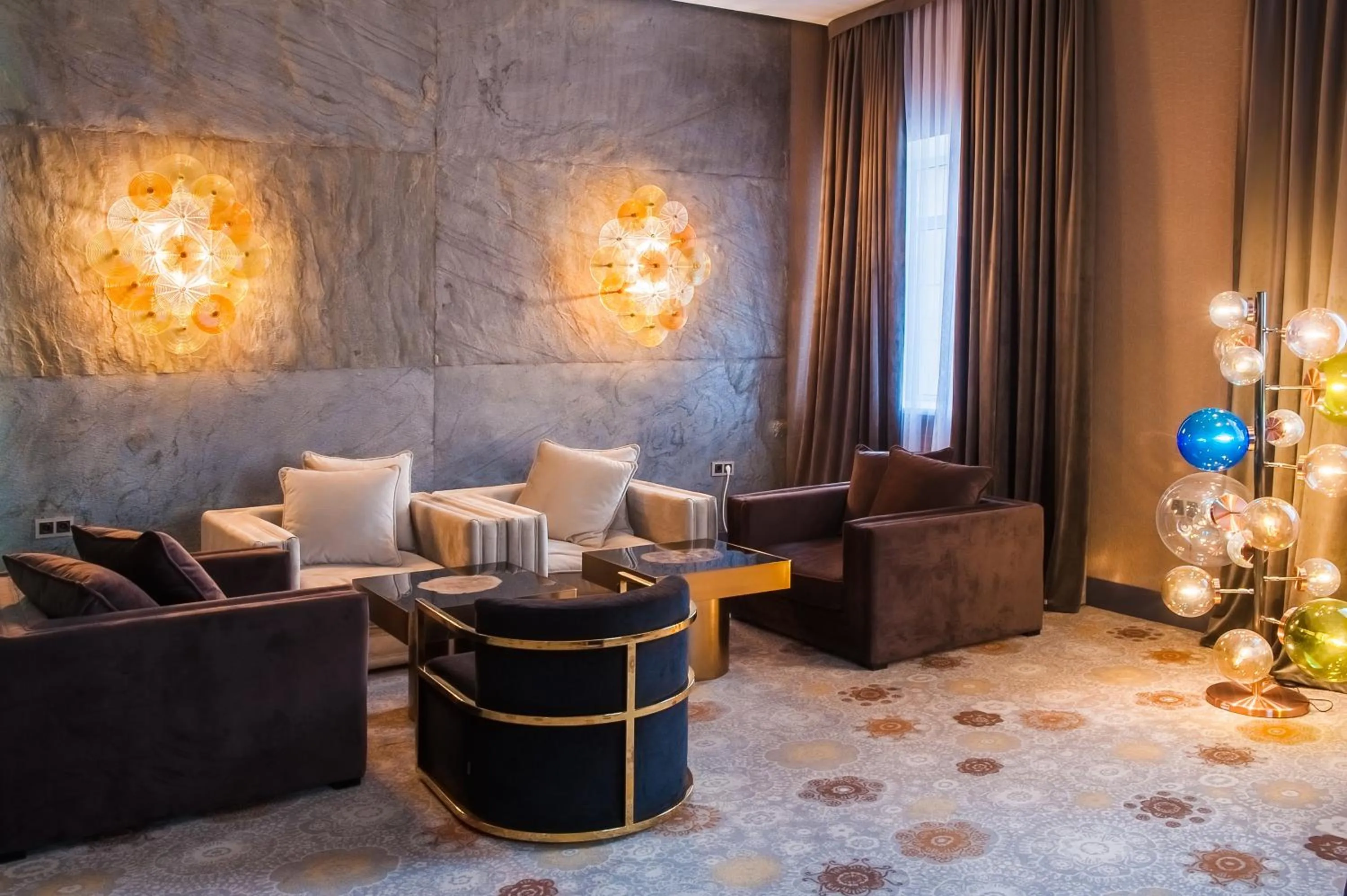 Communal lounge/ TV room in The ONE Hotel Astana