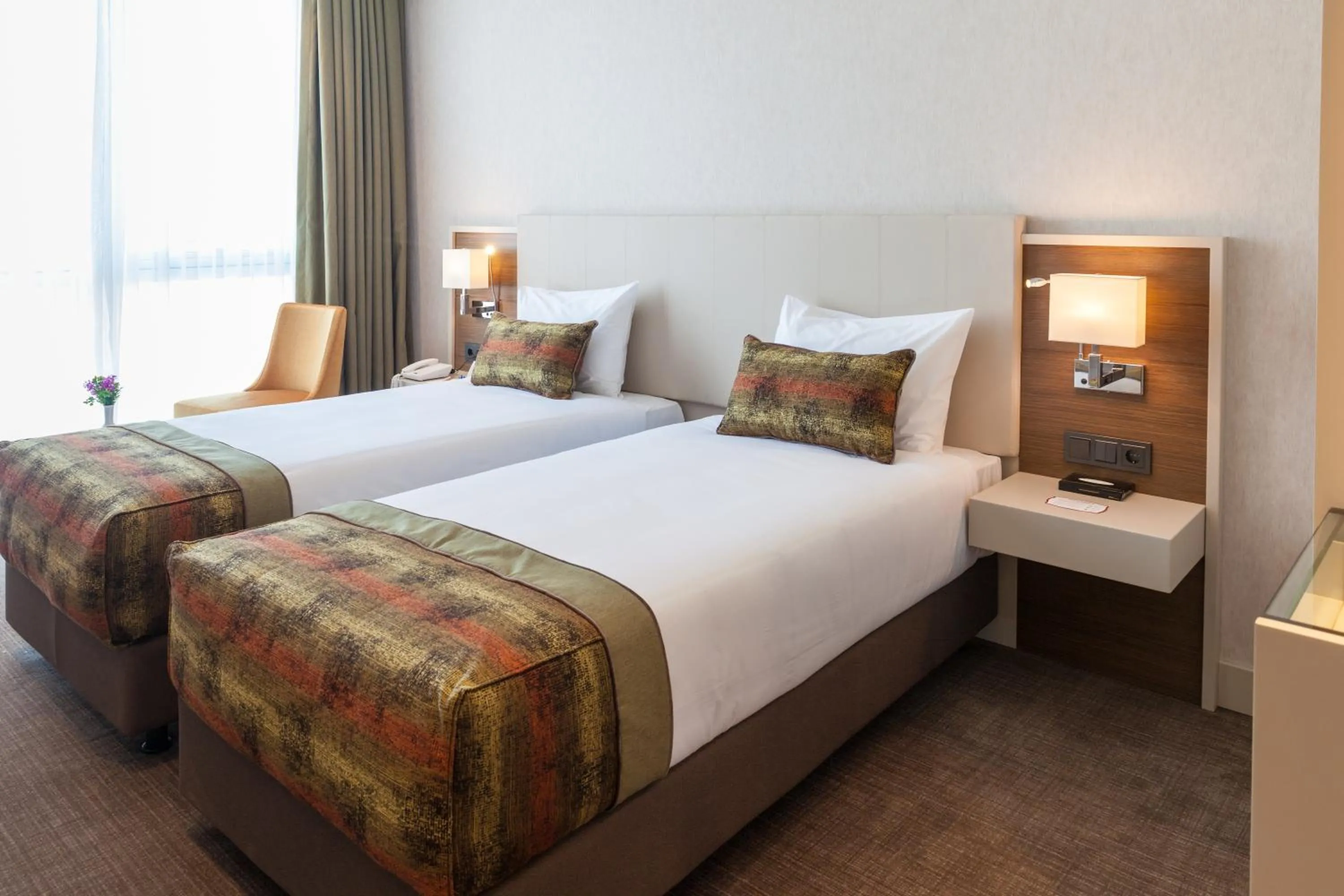 Photo of the whole room, Bed in Hm Commerce Hotel