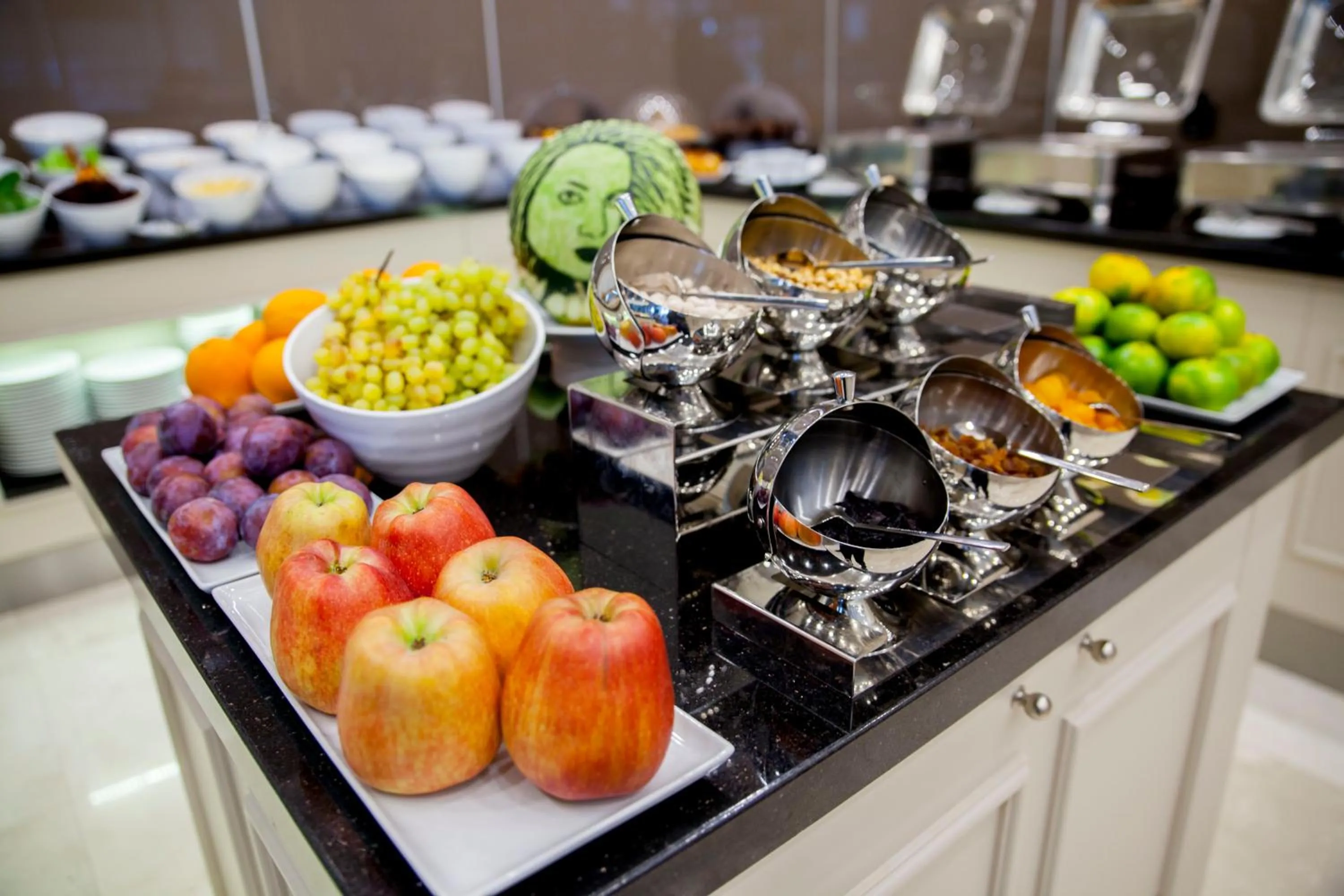 Buffet breakfast in Hm Commerce Hotel