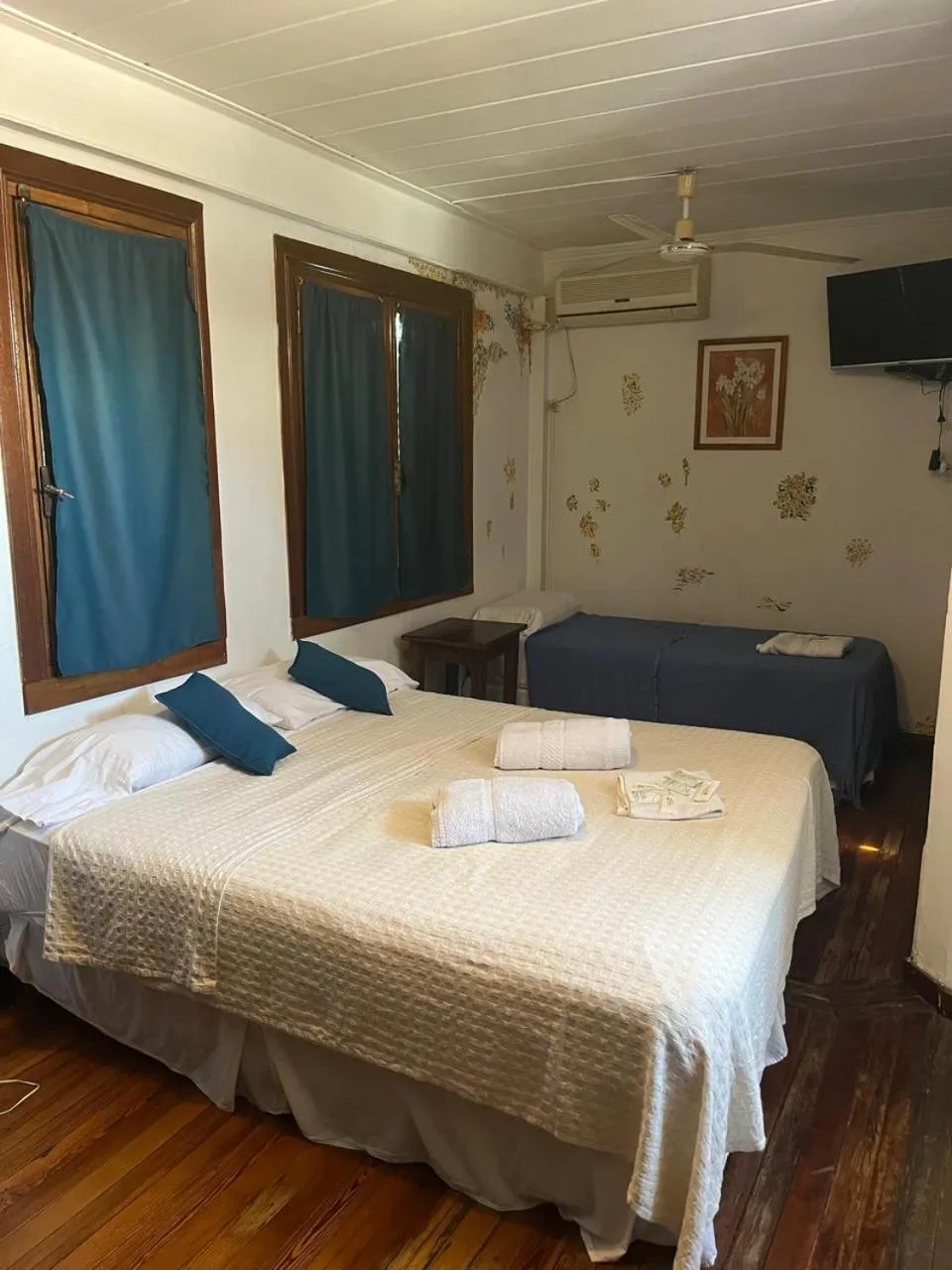 TV and multimedia, Bed in Boutique Hotel Casa Rugantino