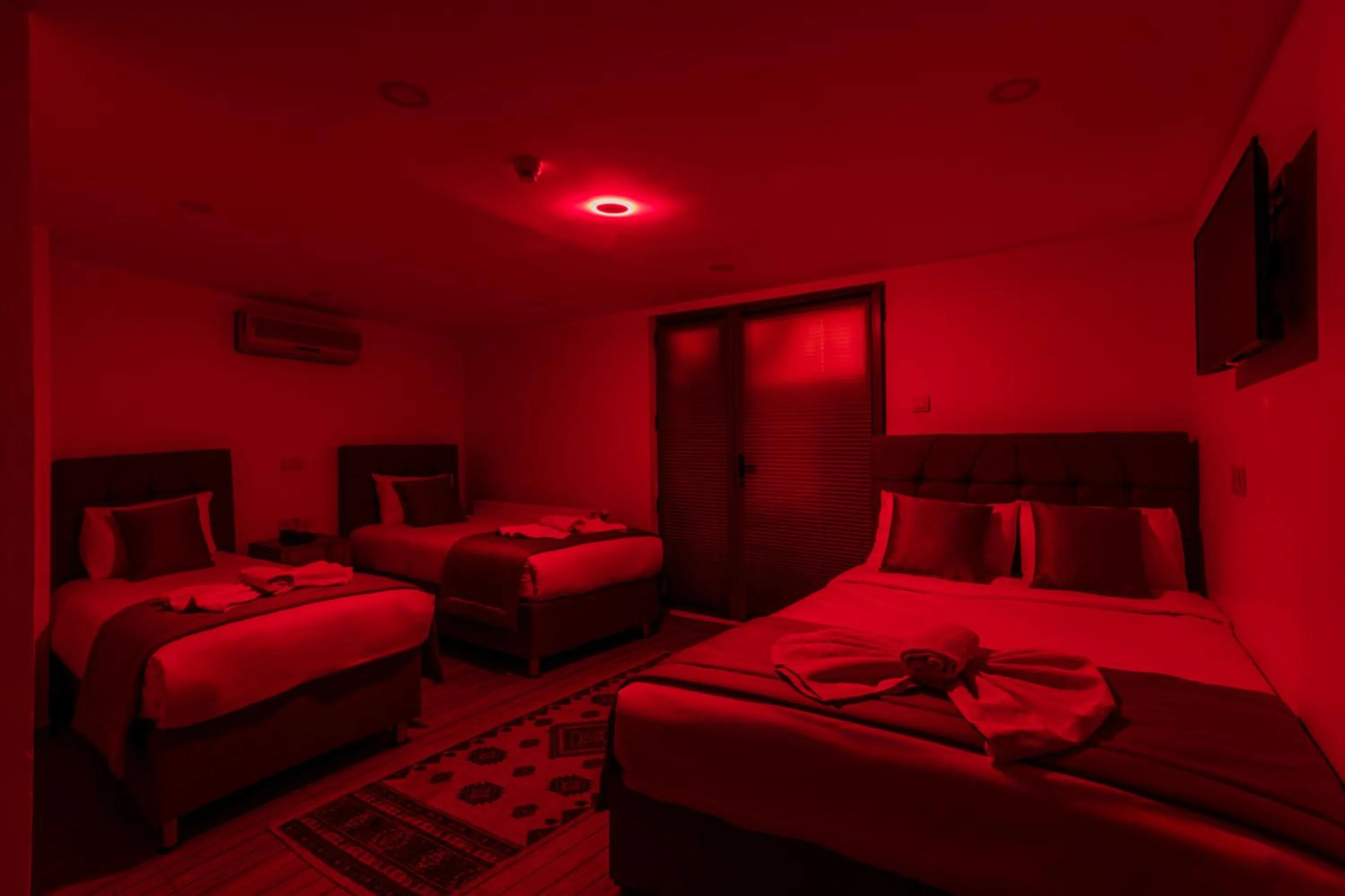 Bed in Hotel Silviya