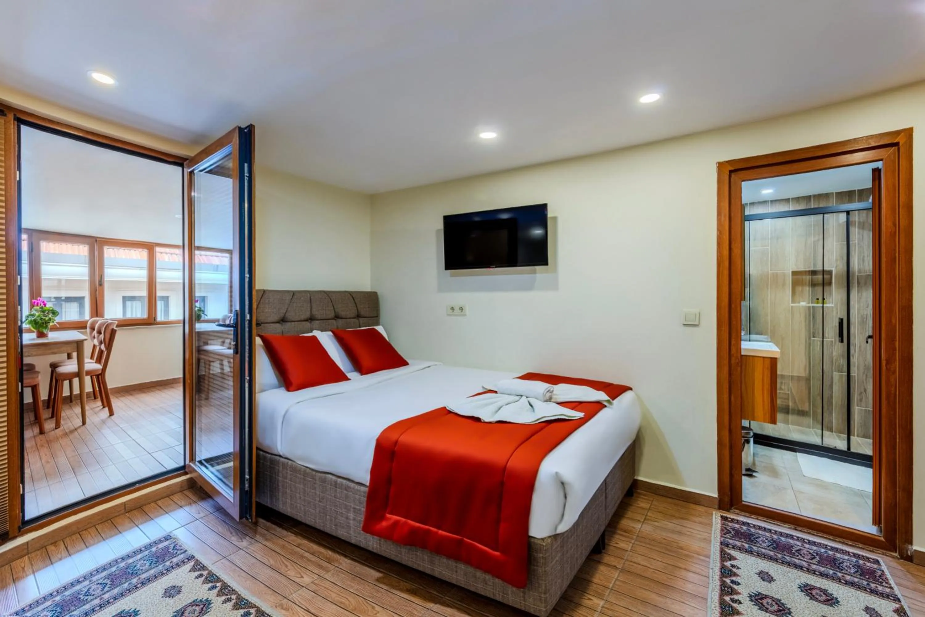 Bed in Hotel Silviya