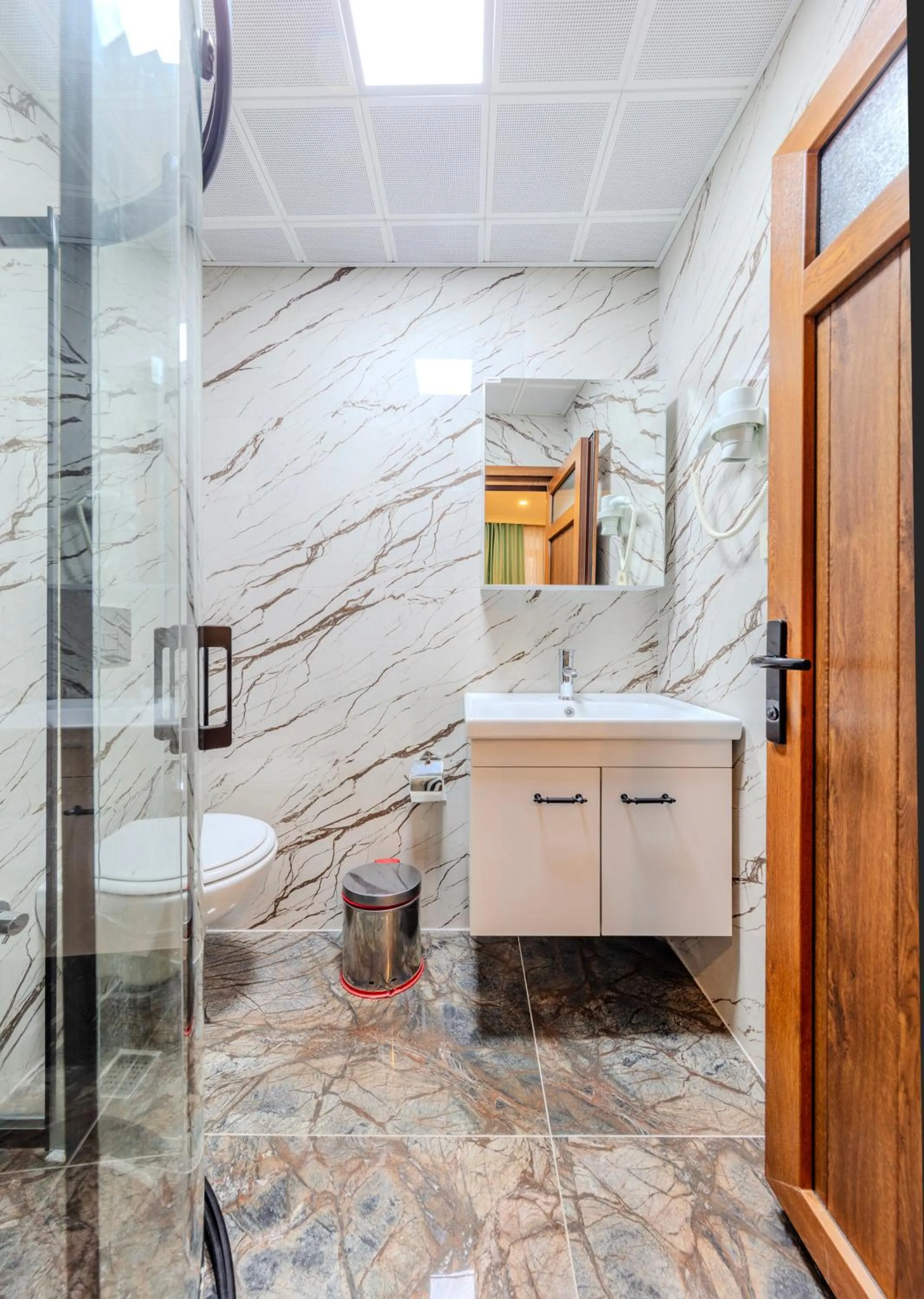 Bathroom in Hotel Silviya