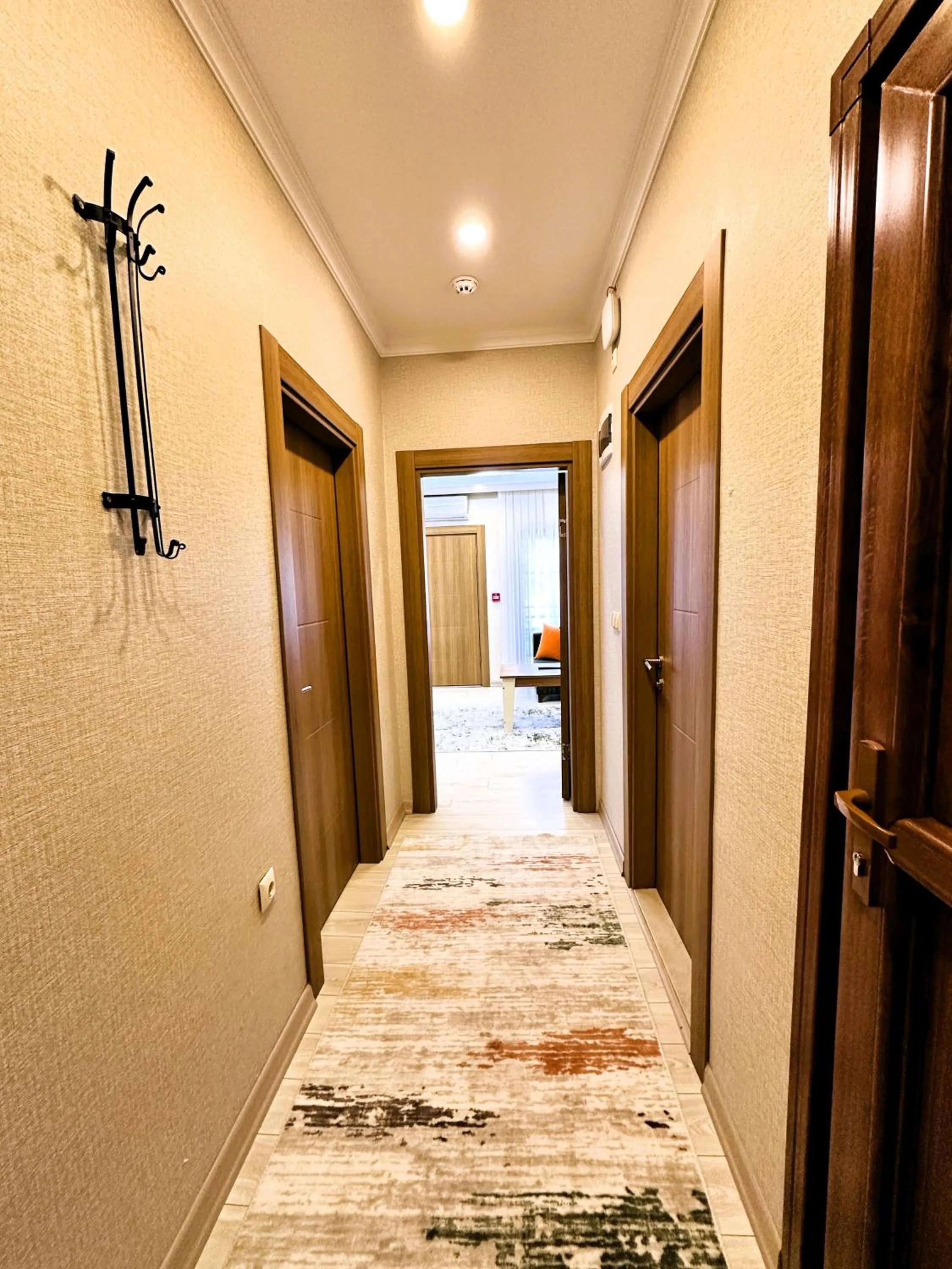 Photo of the whole room in Green Cinar Apart