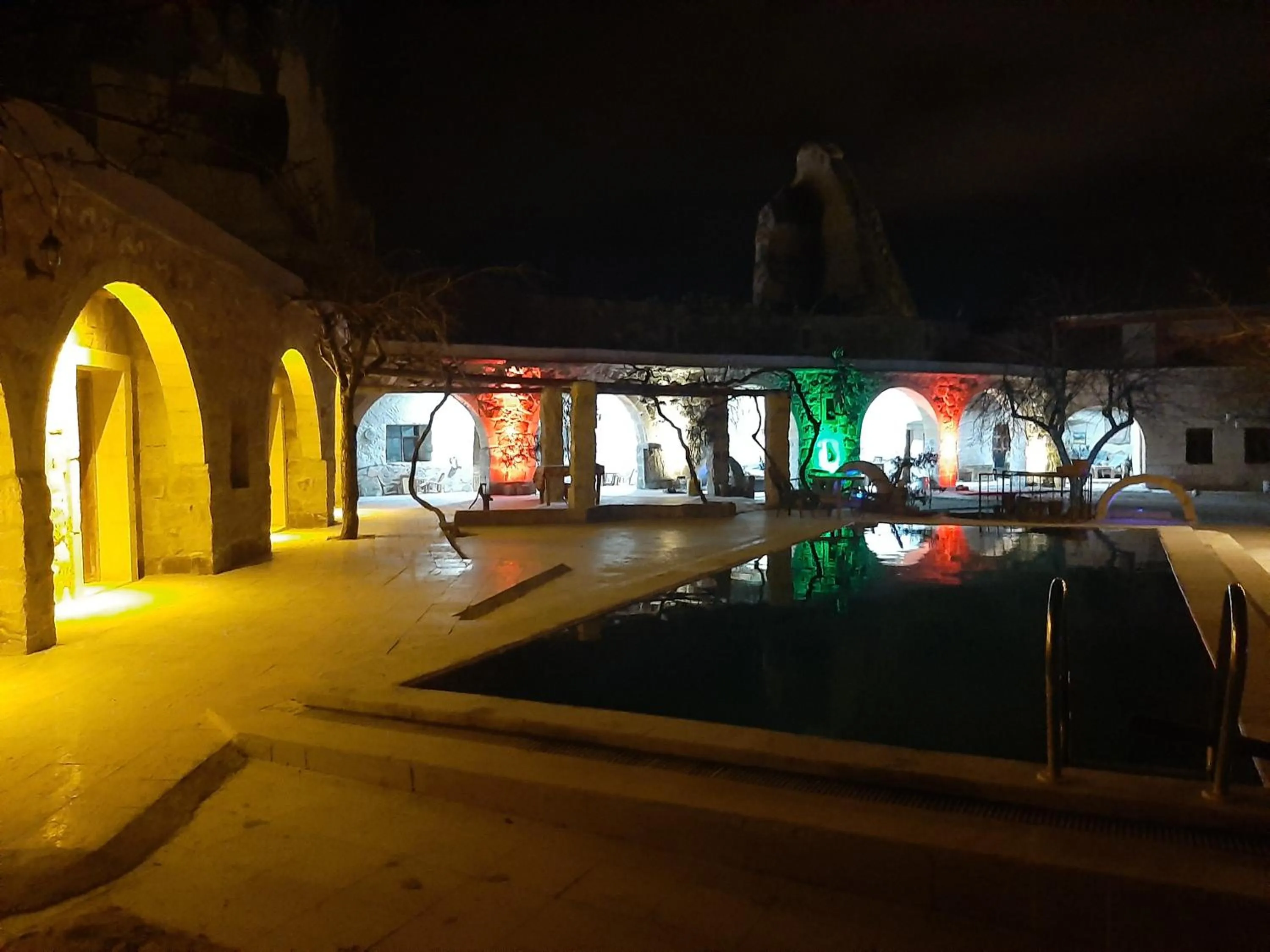 Facade/entrance in Seven Rock Cave Hotel