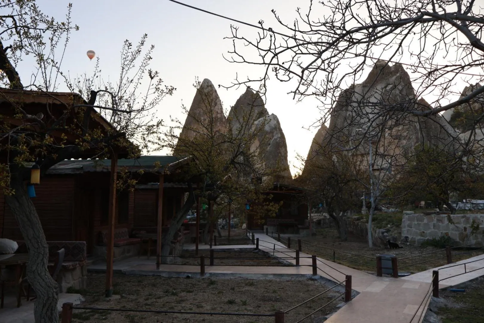 Seven Rock Cave Hotel