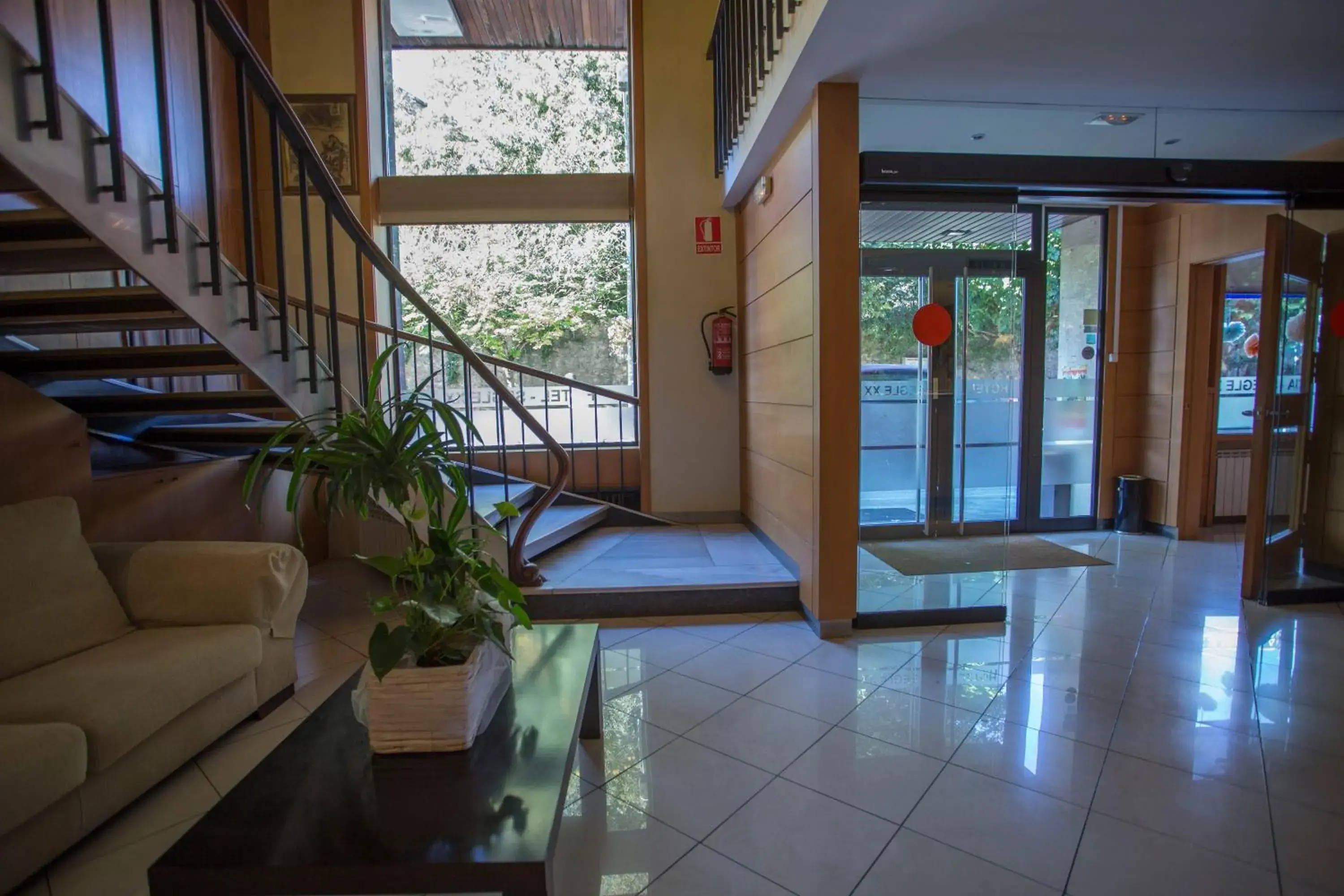 Lobby or reception in Hotel Segle XX Lobby or reception in Hotel Segle XX