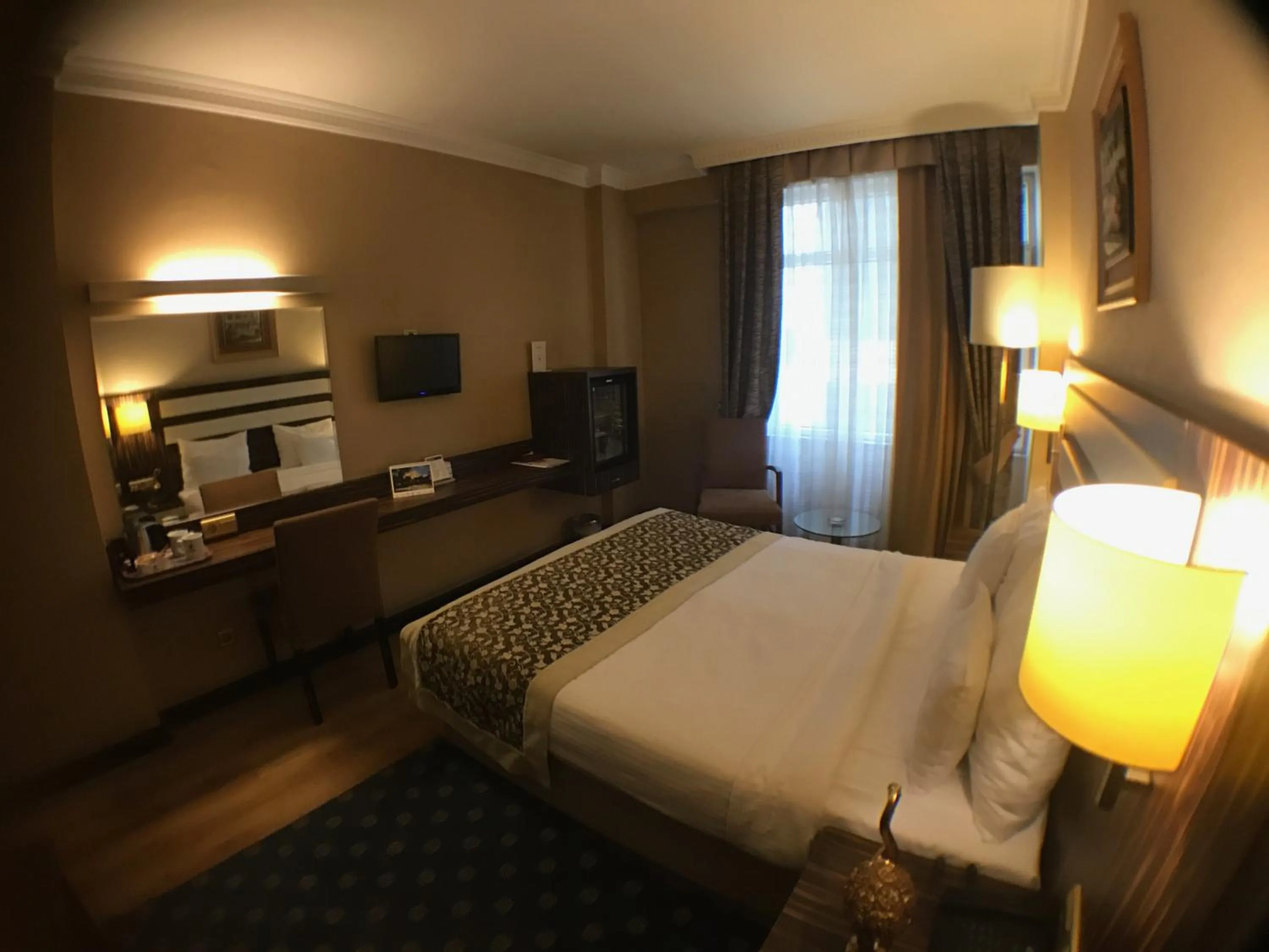 Photo of the whole room, Bed in Akgun Hotel Beyazit