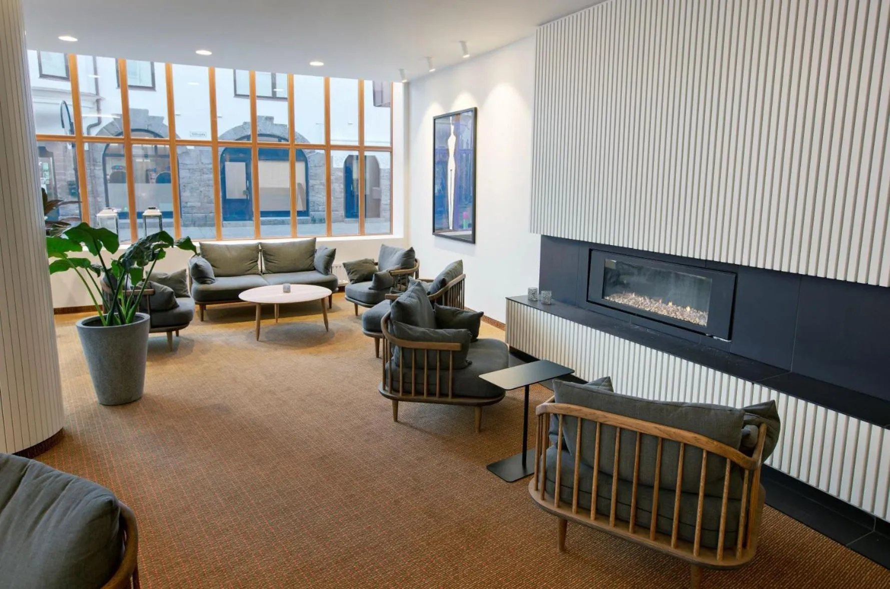 Communal lounge/ TV room in Hotel Noreg