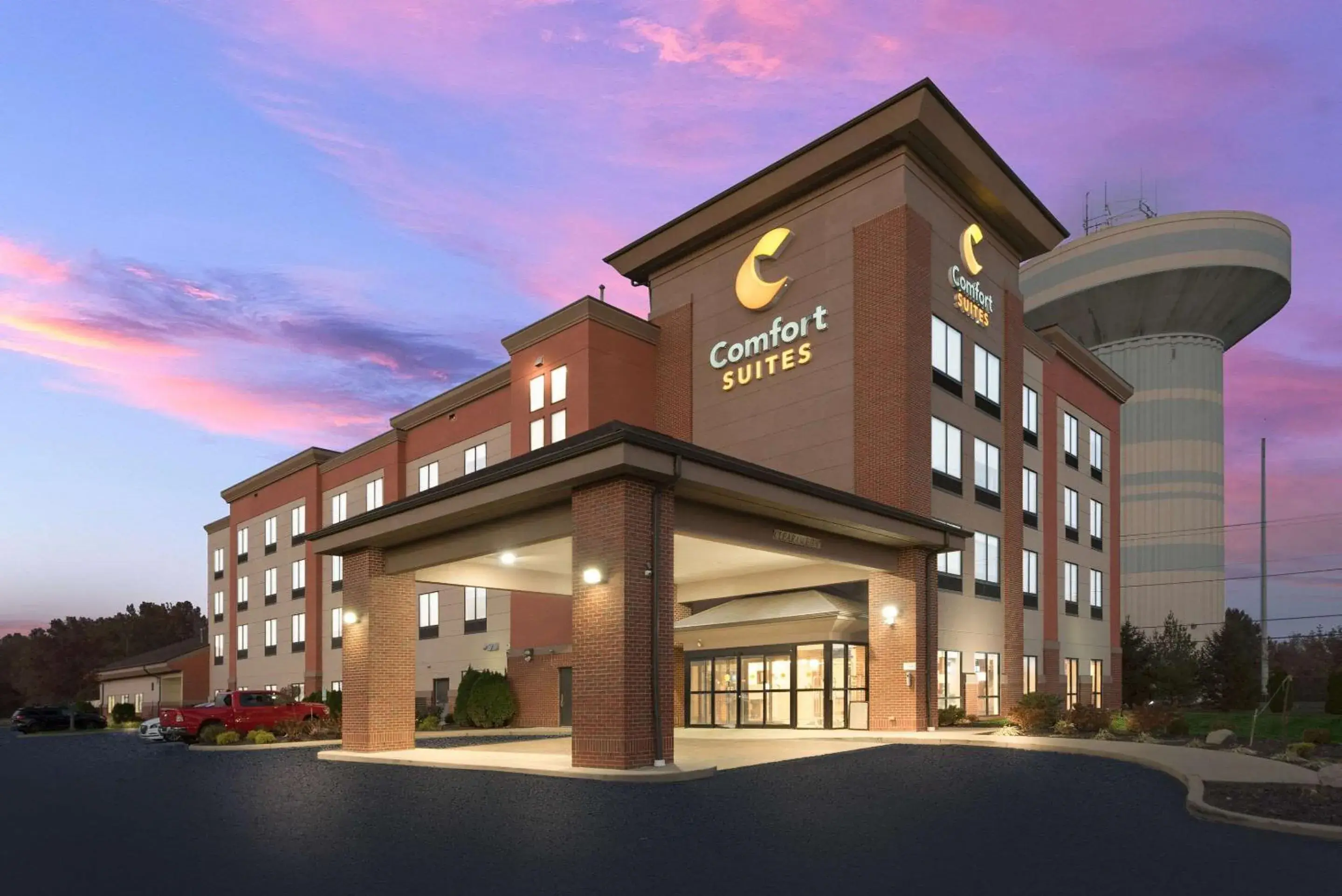 Property building in Comfort Suites Columbus East Broad Property building in Comfort Suites Columbus East Broad