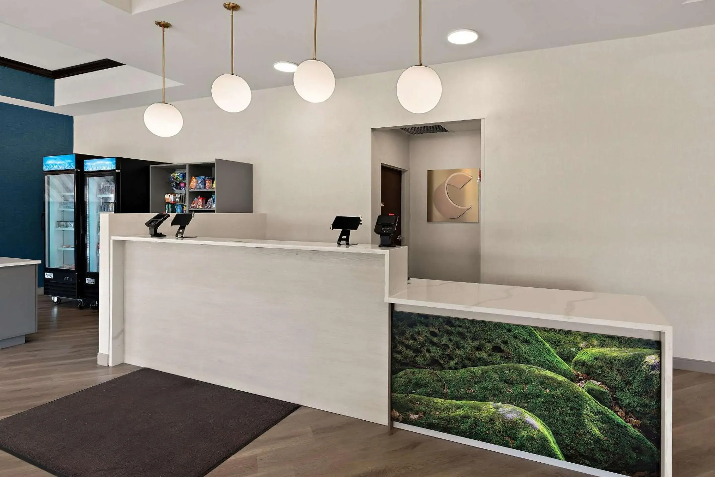 Lobby or reception in Comfort Suites Columbus East Broad Lobby or reception in Comfort Suites Columbus East Broad