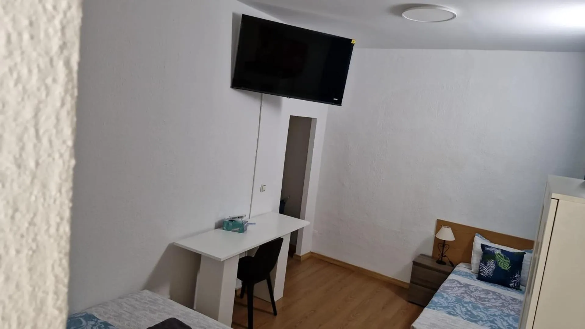 Bed in Estudio Grande Madrid Centro