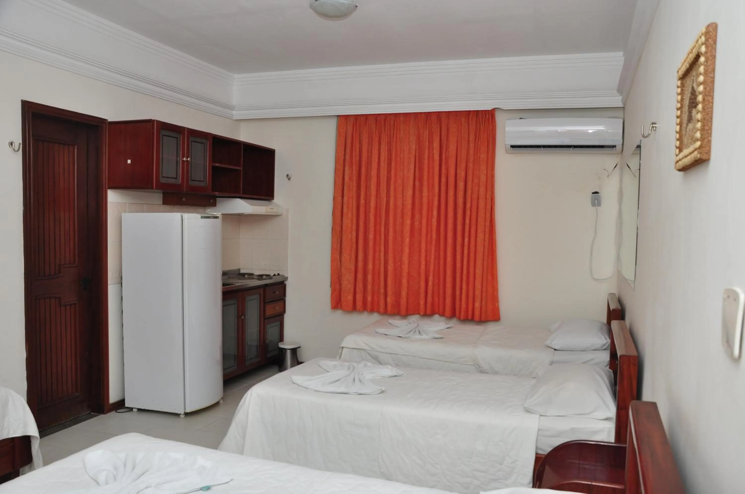 Photo of the whole room, Bed in Machado´s Plaza Hotel