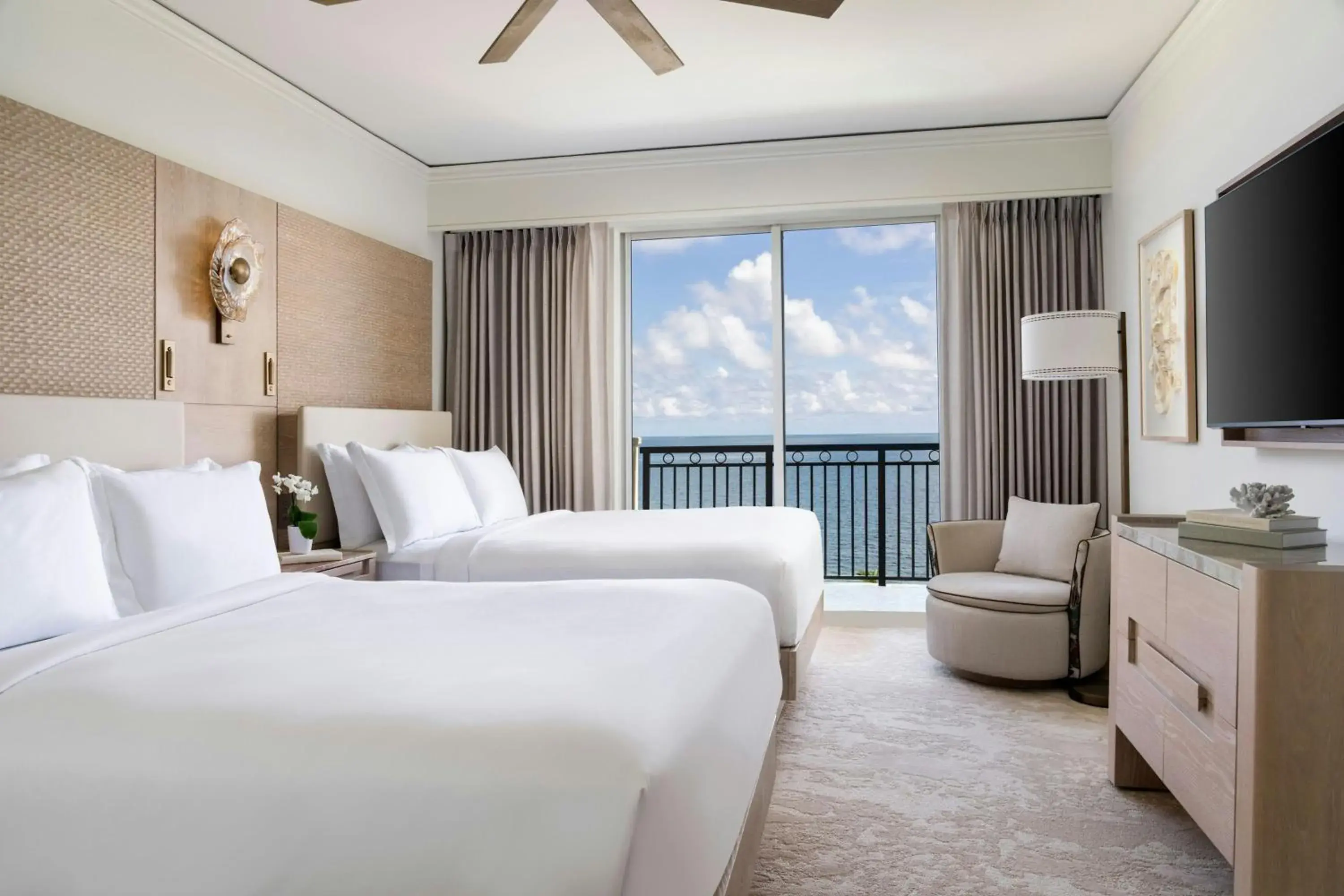 Oceanfront Double Room with Two Double Beds - Club Lounge Access in The Ritz-Carlton Key Biscayne, Miami Oceanfront Double Room with Two Double Beds - Club Lounge Access in The Ritz-Carlton Key Biscayne, Miami