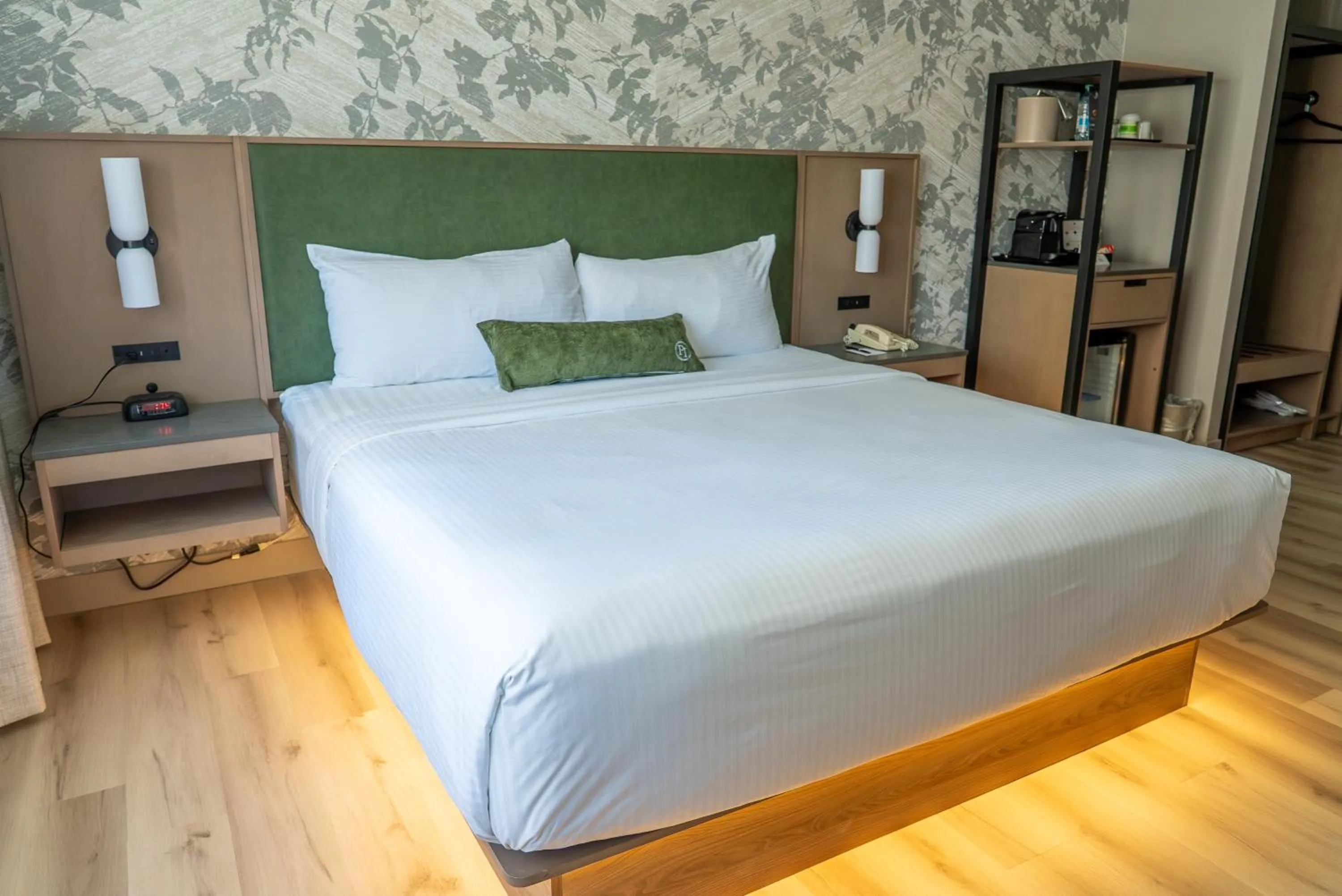 Bed in Park Town Hotel